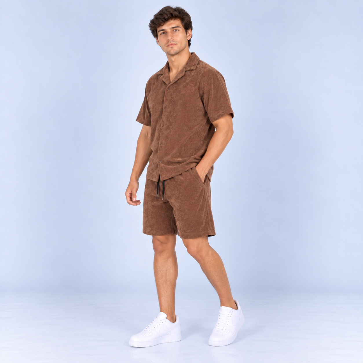 Conjunto hombre textura cafe