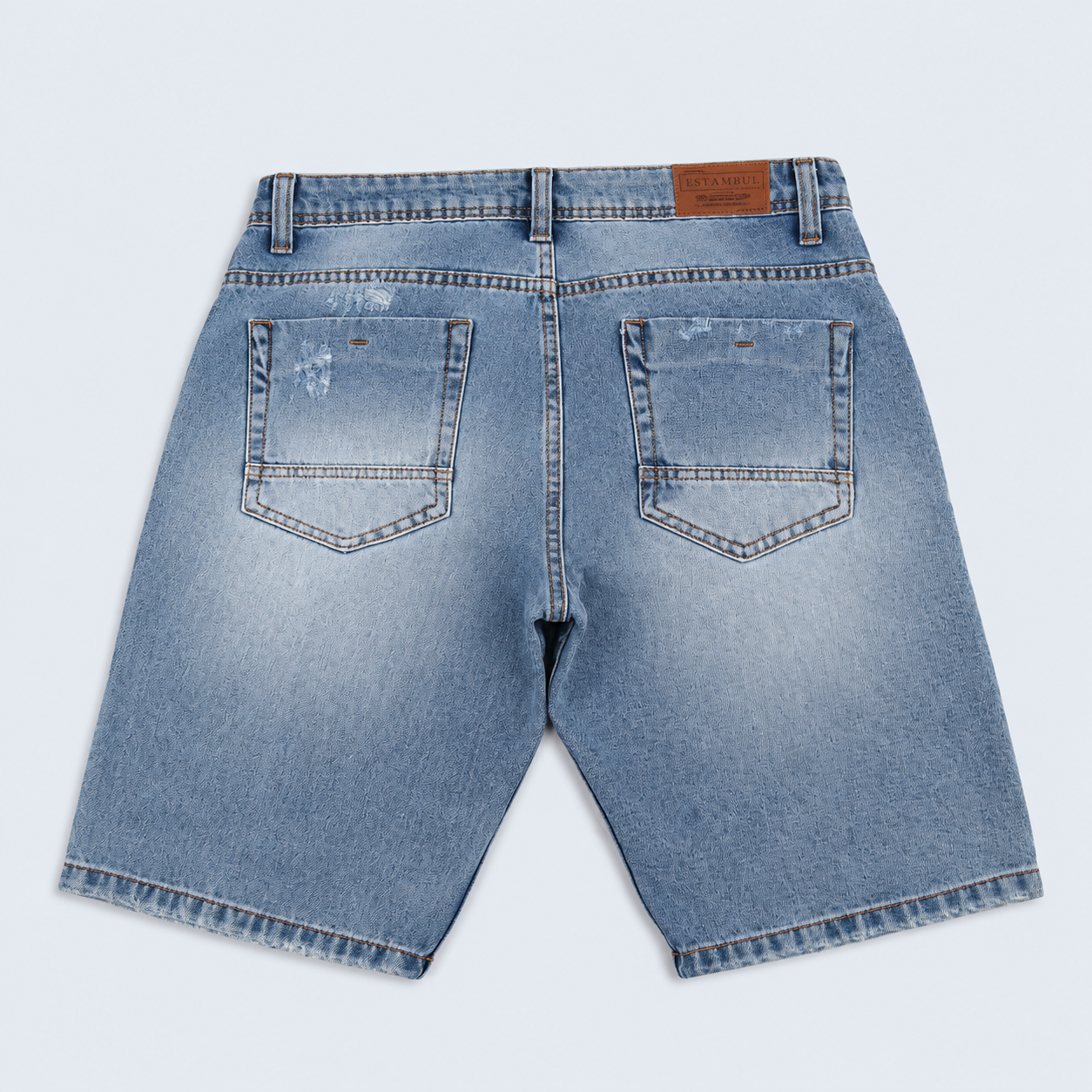 Bermuda hombre azul clara clasica