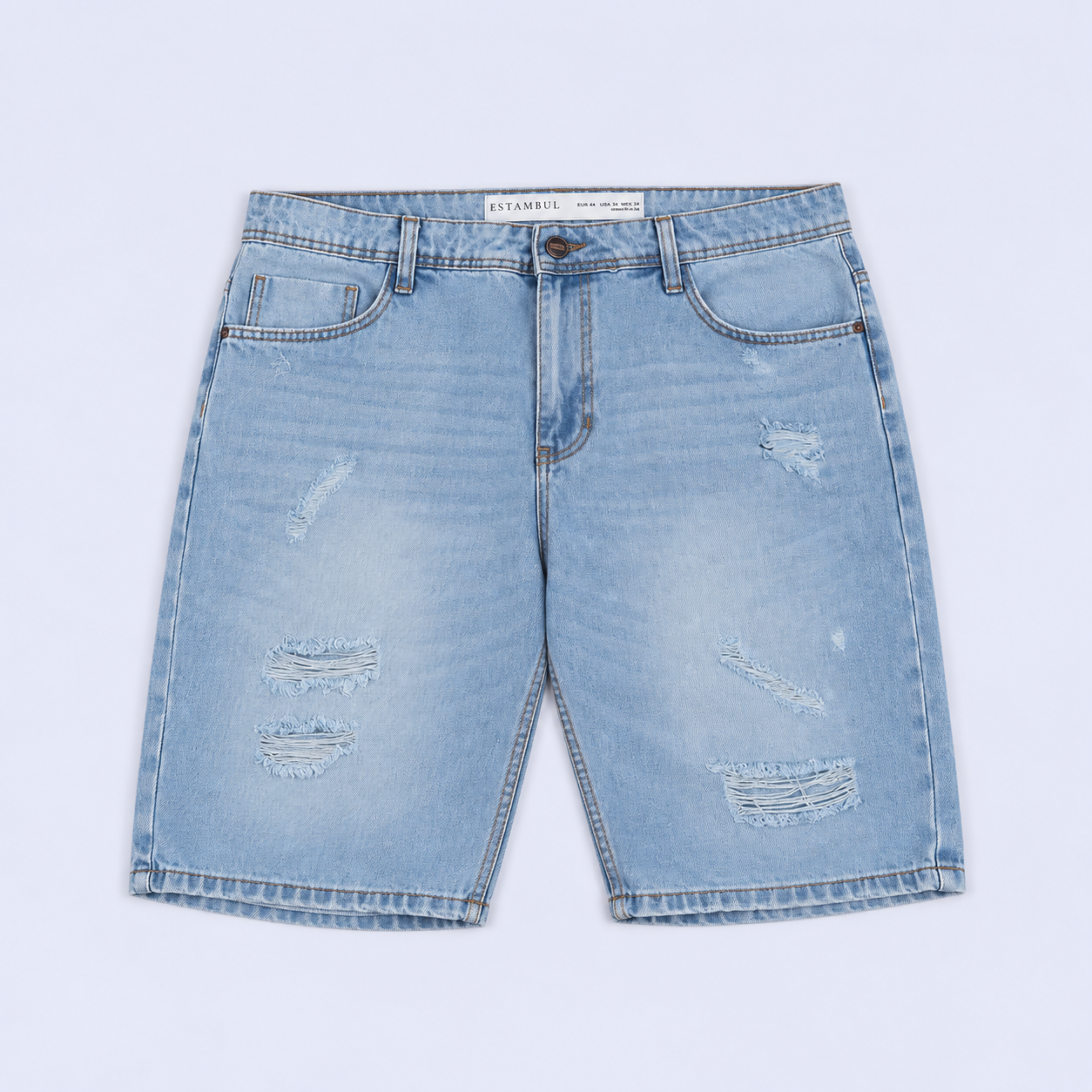 Bermuda hombre clara con desgaste