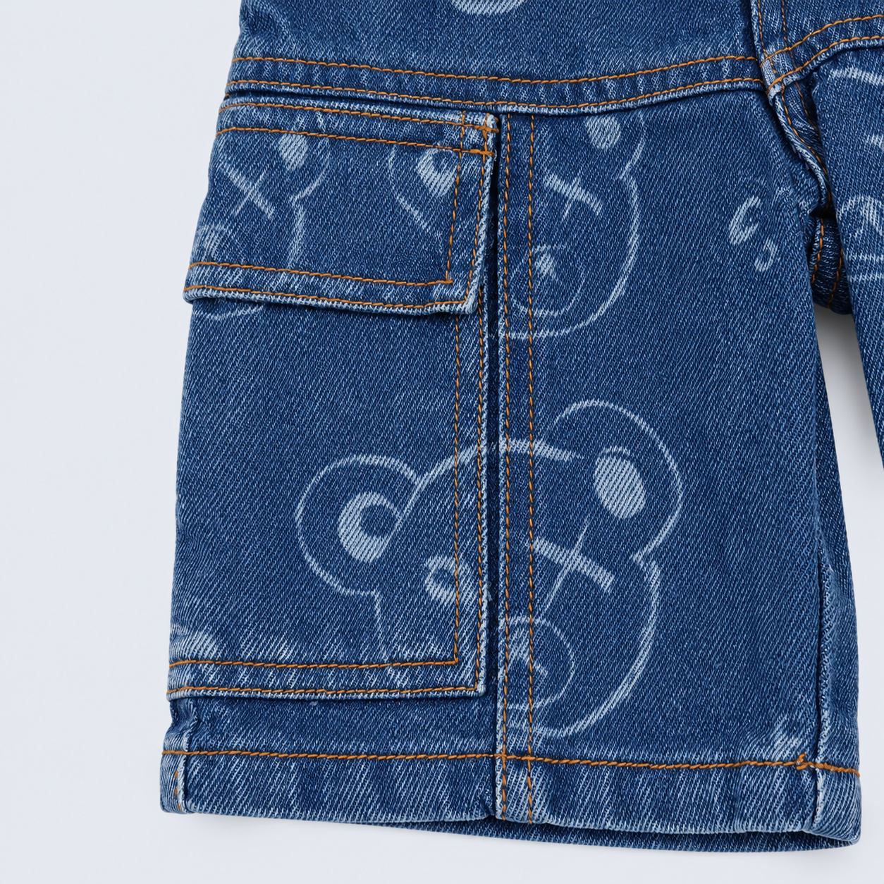 Bermuda niño rígida estampada