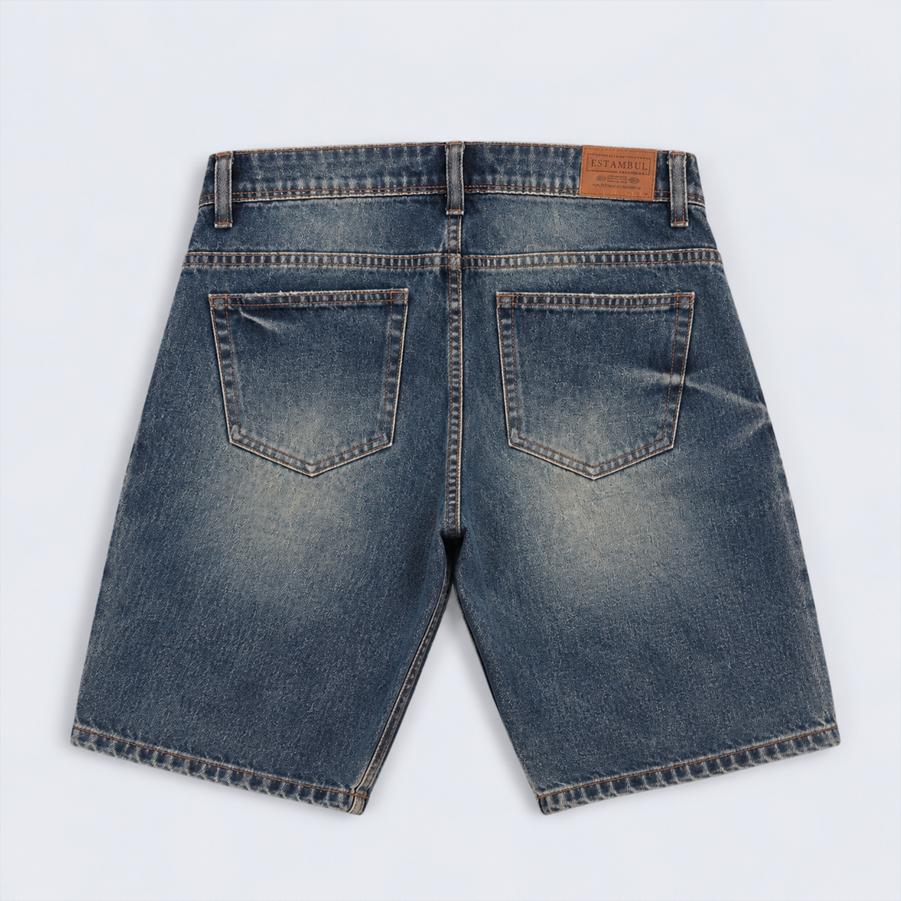 Bermuda hombre con rotos