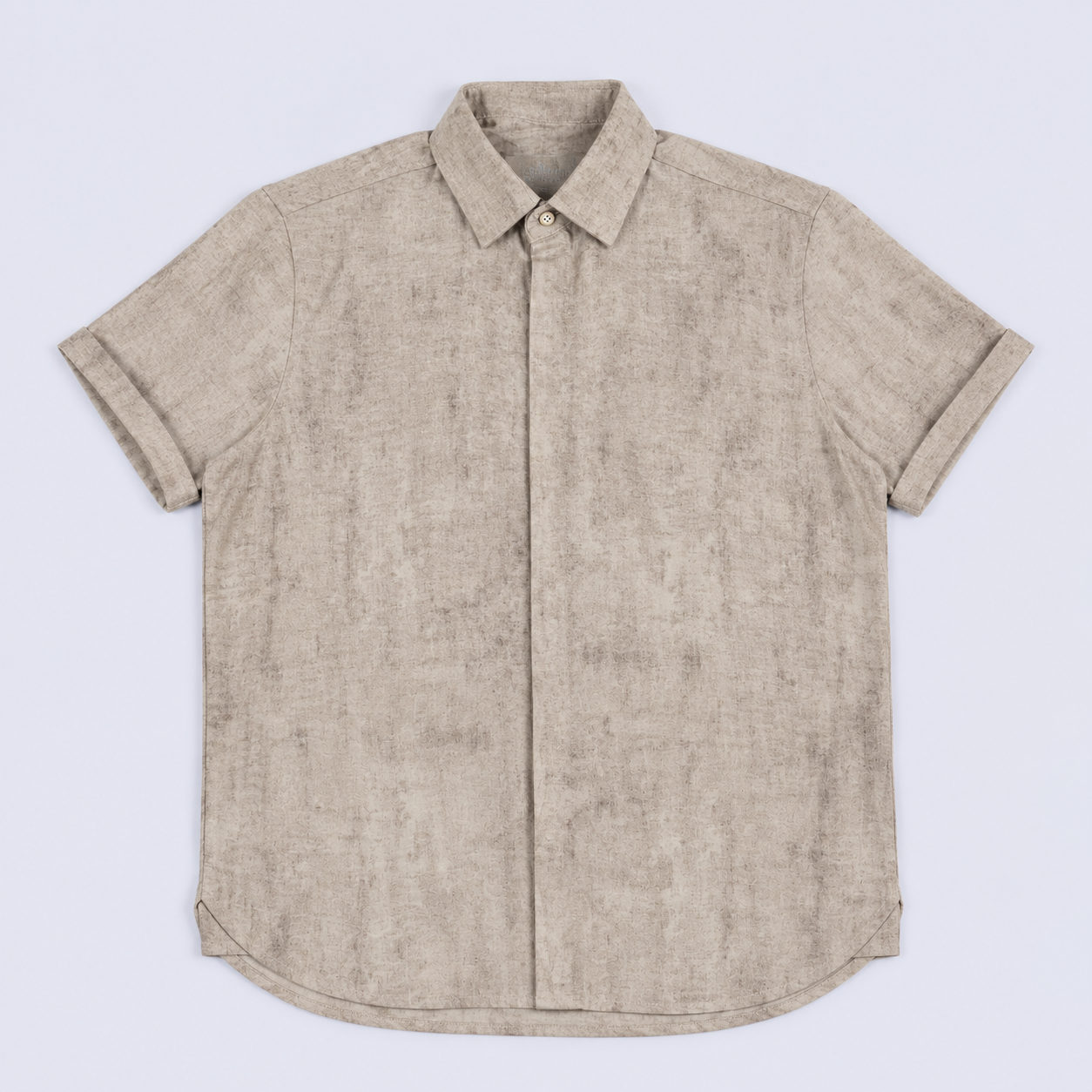 Camisa hombre cuello alto beige