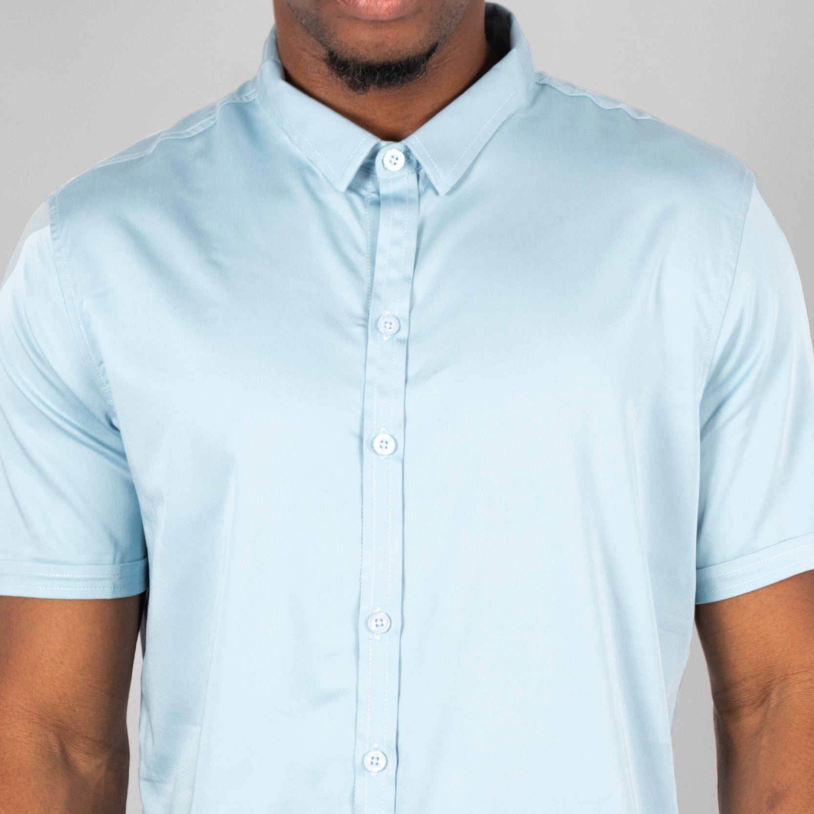 Camisa hombre basica cuello azul