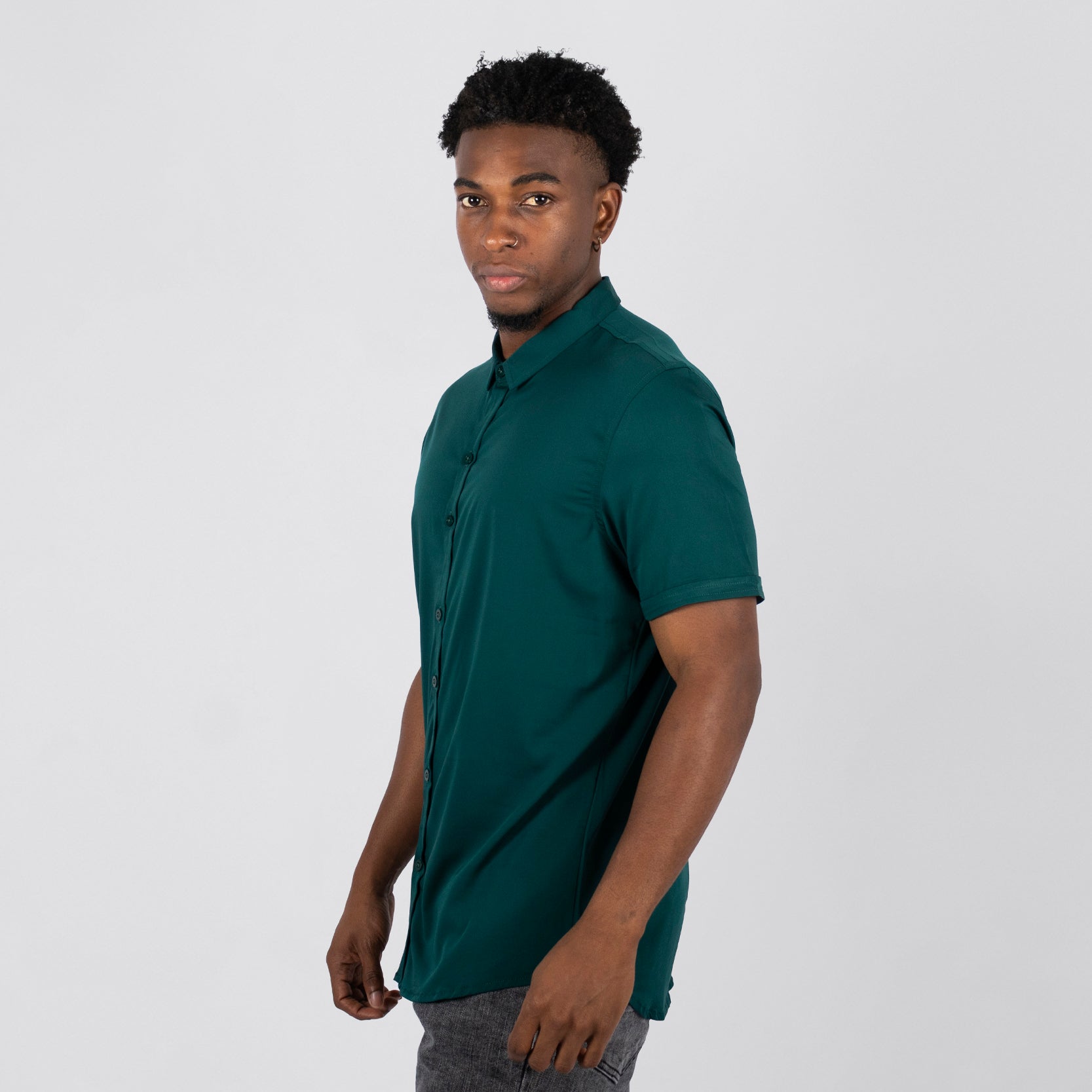 Camisa hombre basica cuello jade