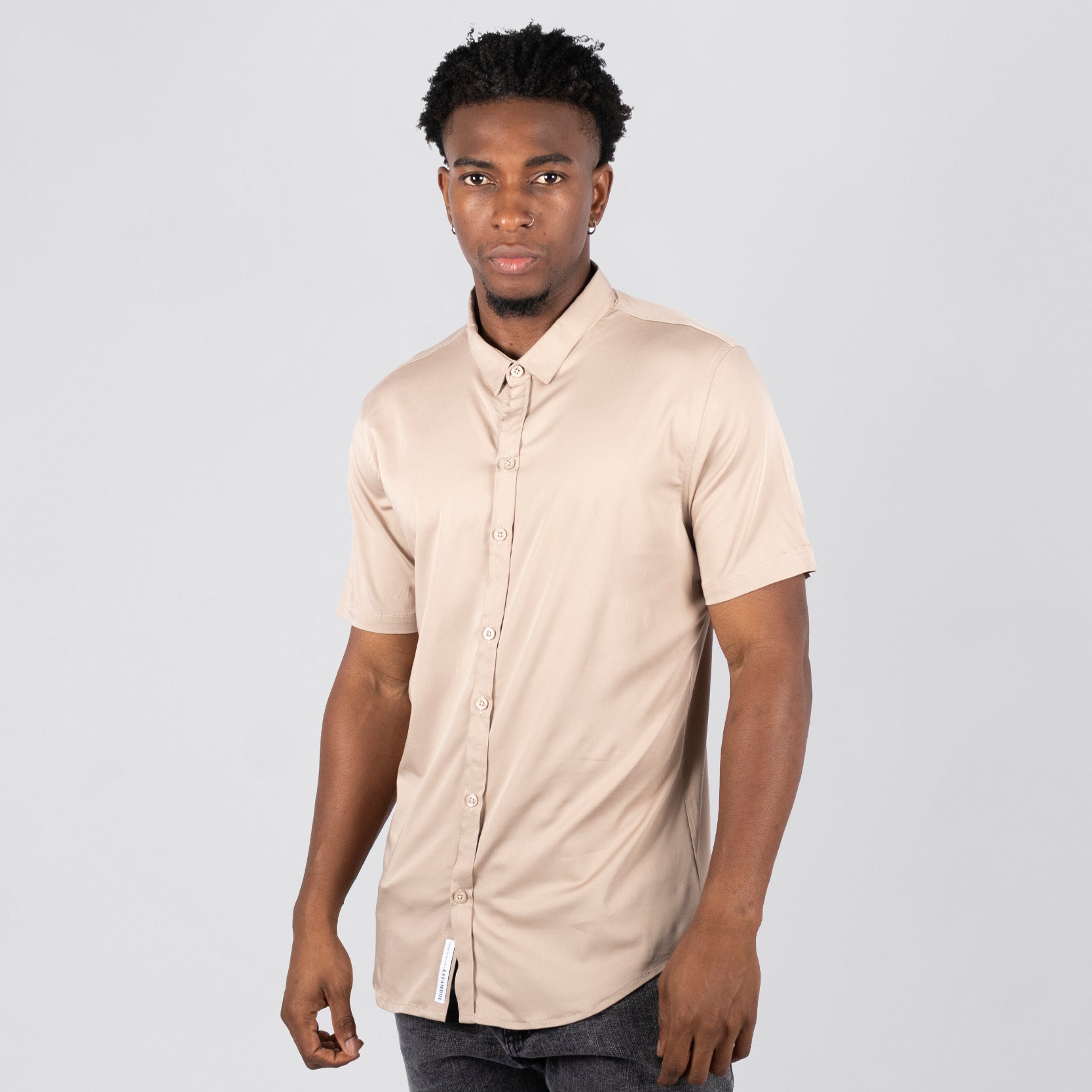 Camisa hombre basica cuello camel