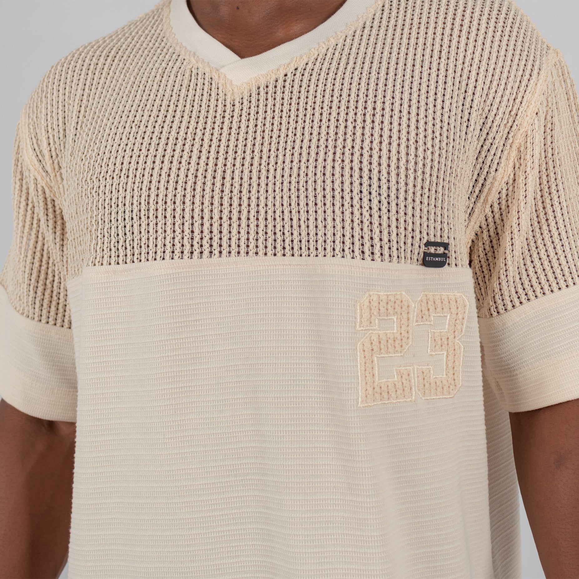 Oversize hombre cortes maya