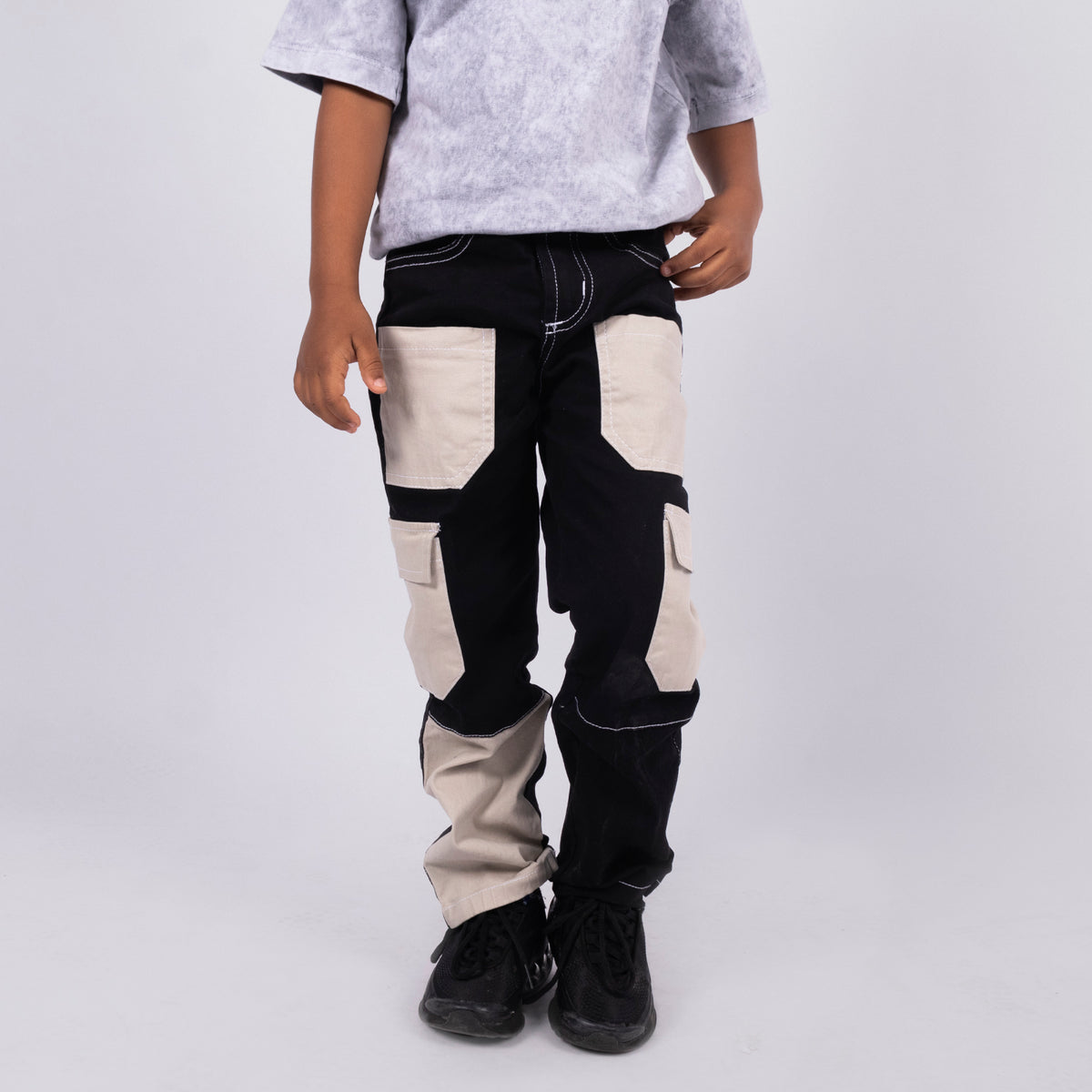 Cargo niño Negro