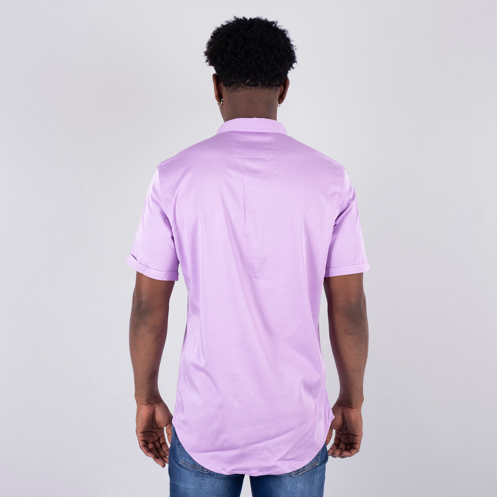 Camisa hombre basica cuello lila