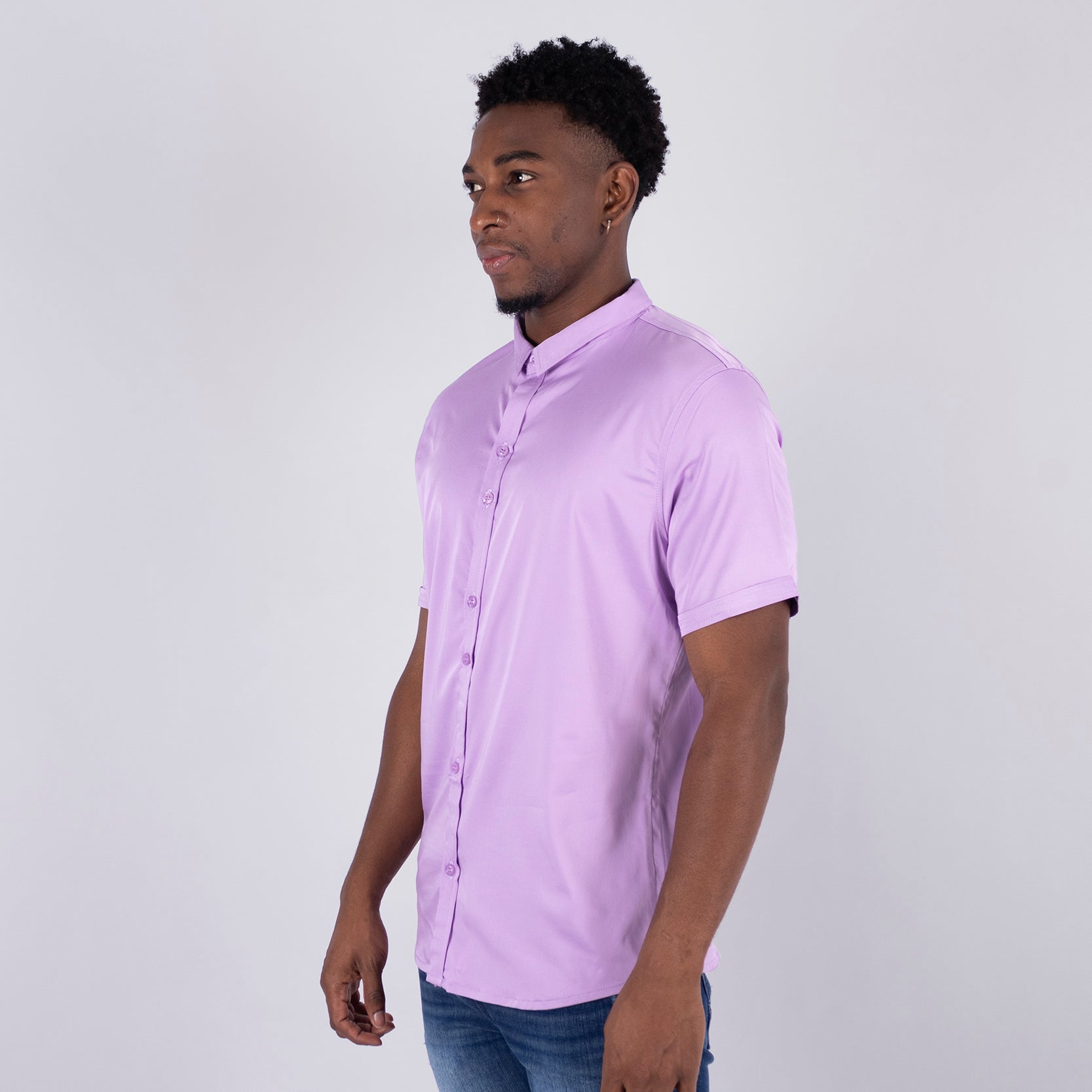 Camisa hombre basica cuello lila