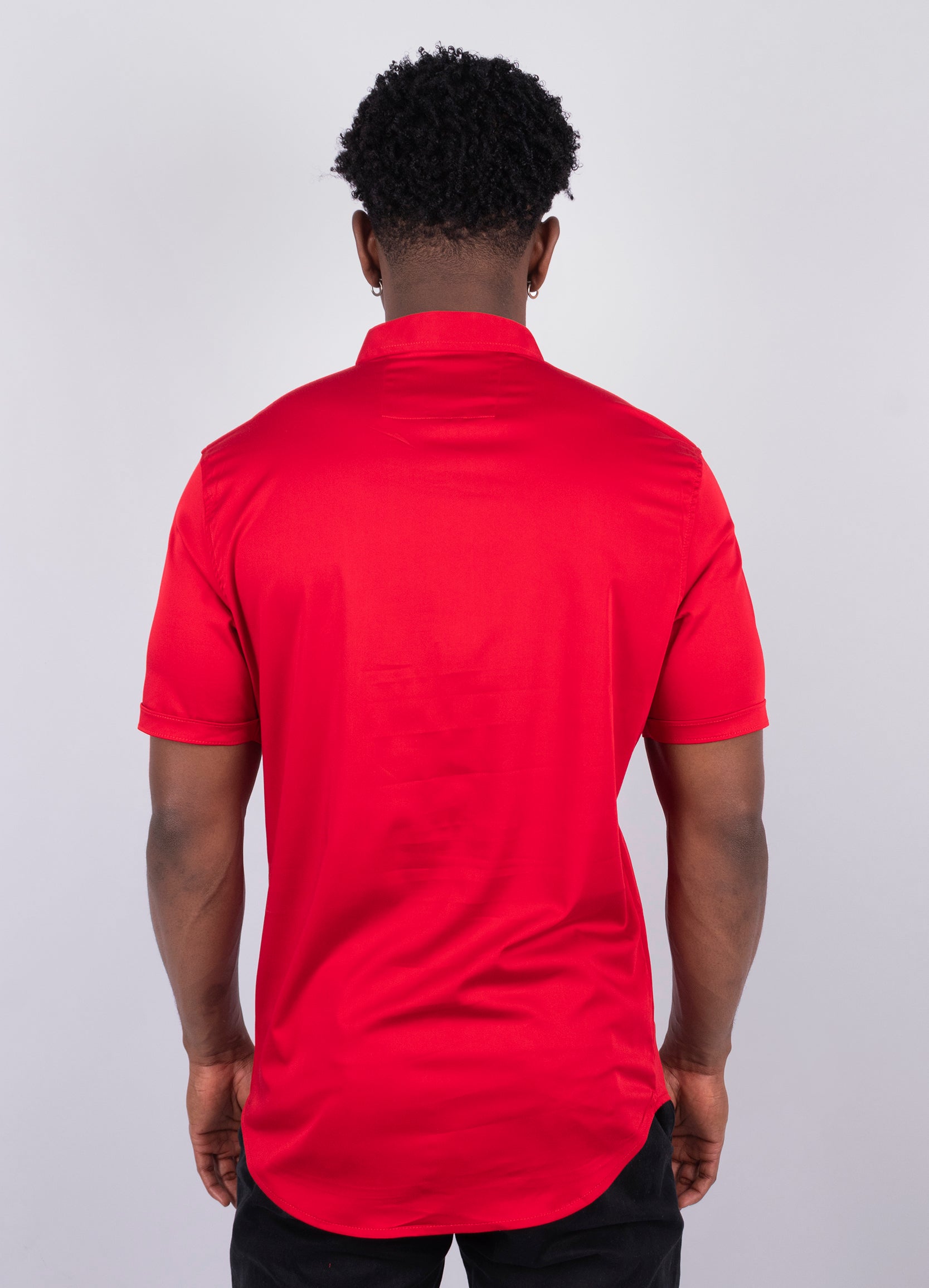 Camisa hombre cuello roja