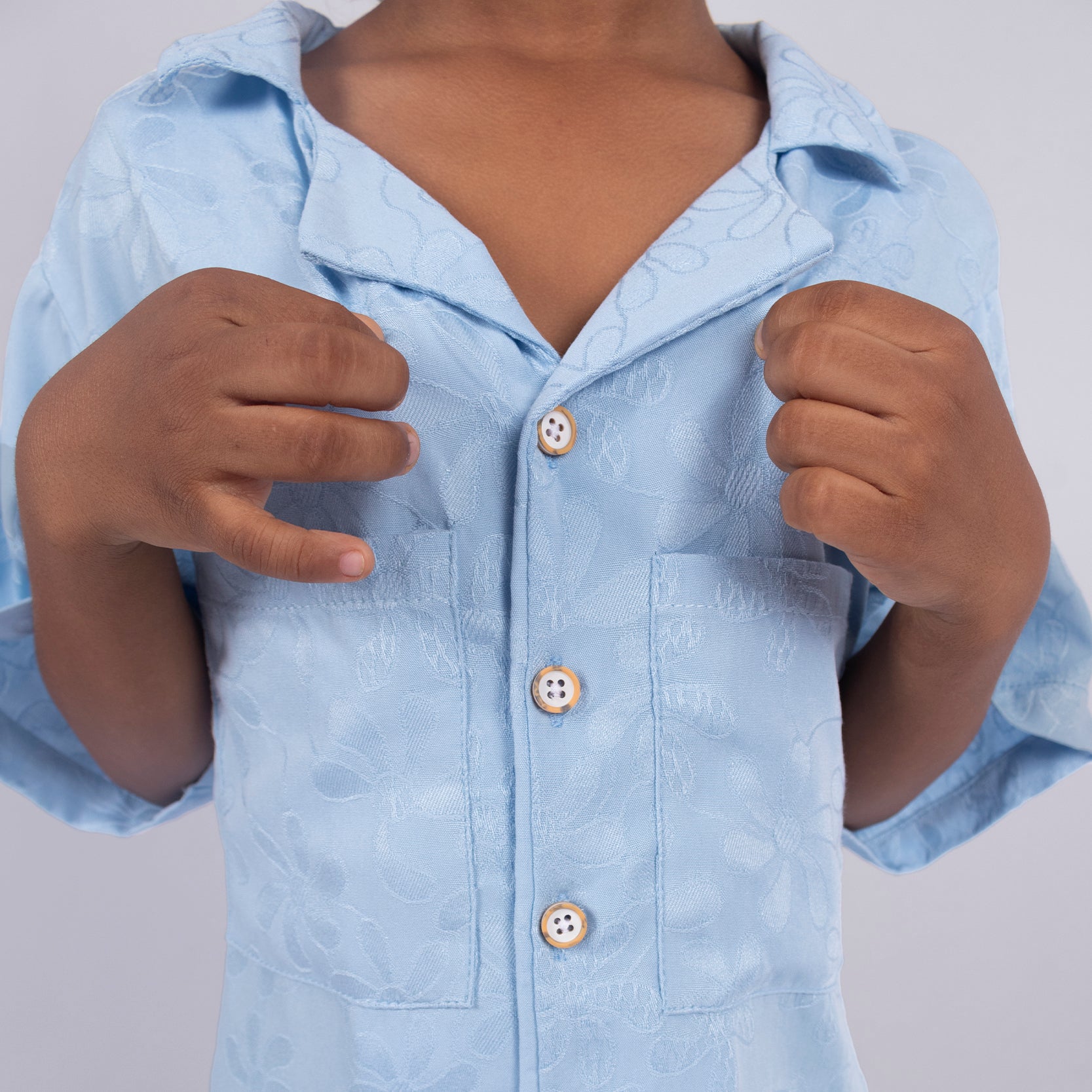 Camisa niño Oversize Cuello Azul