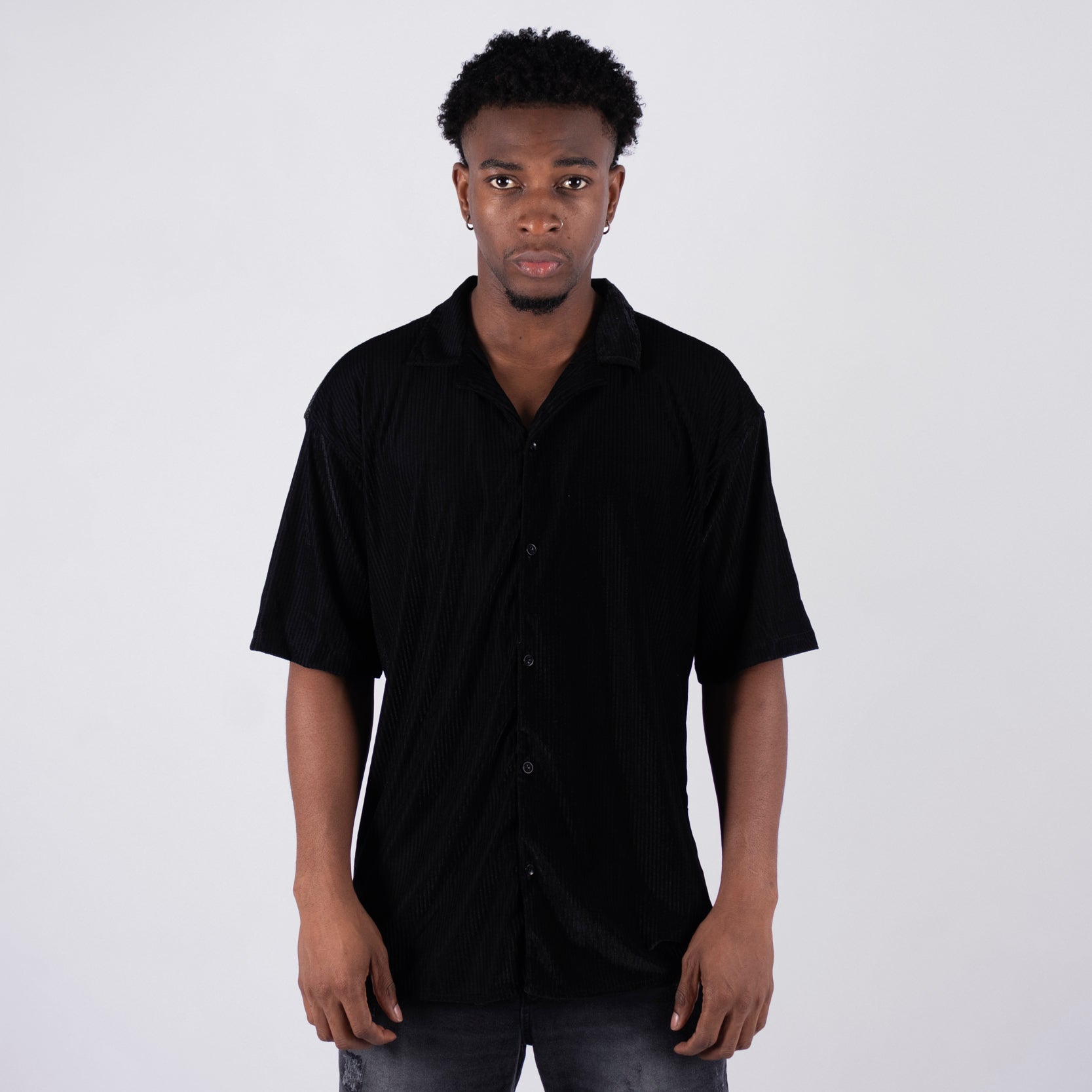 Camisa oversize hombre negra