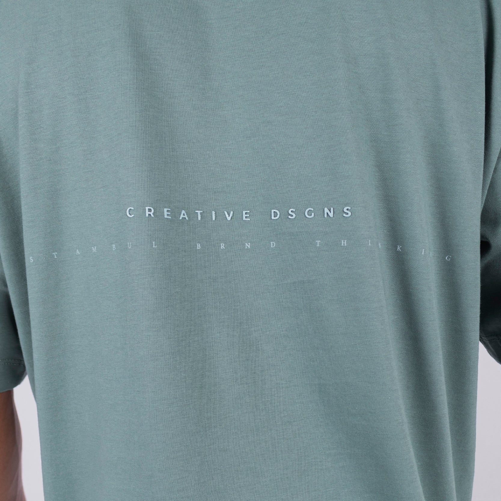 Oversize hombre creative