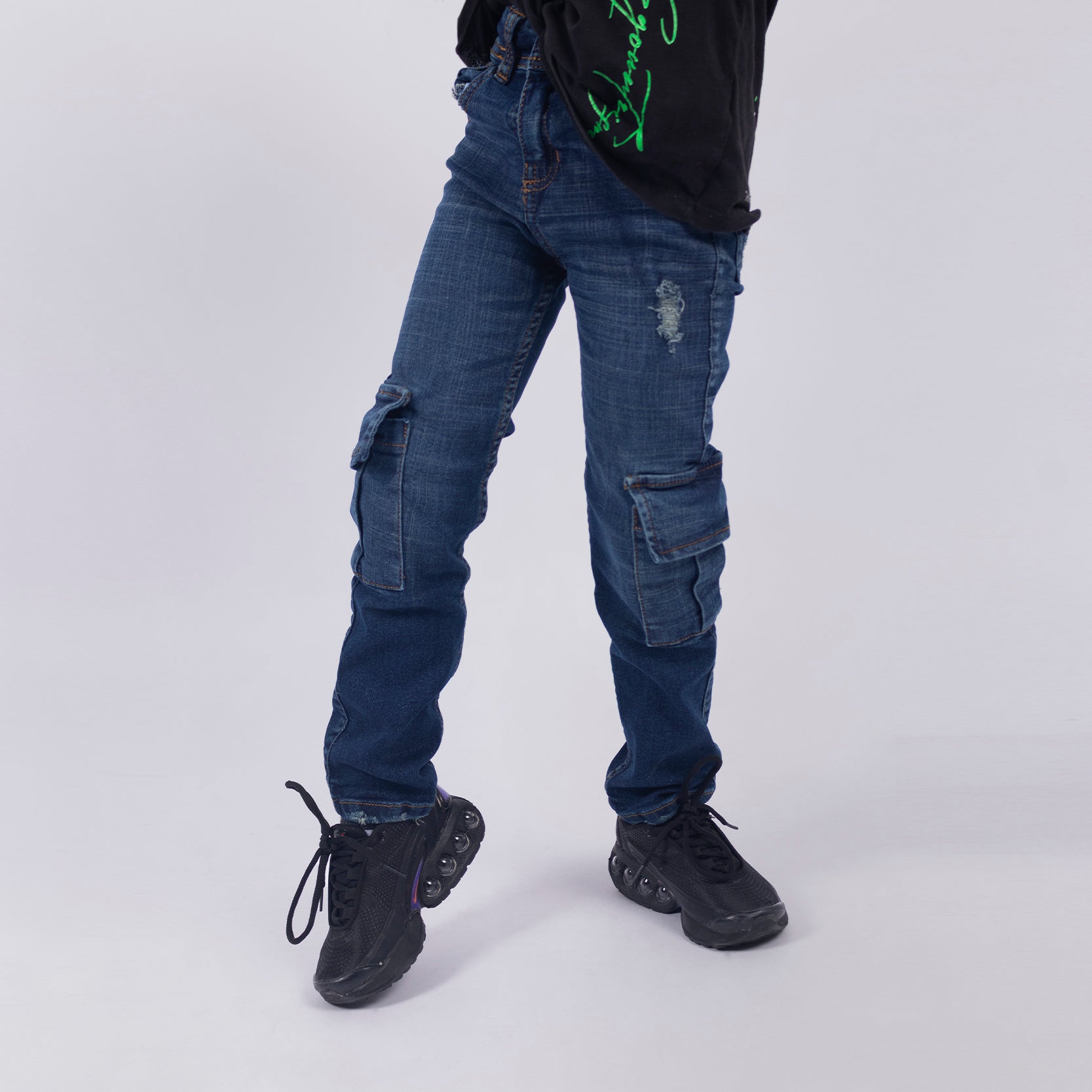 Cargo niño Oscuro Lasser Cros