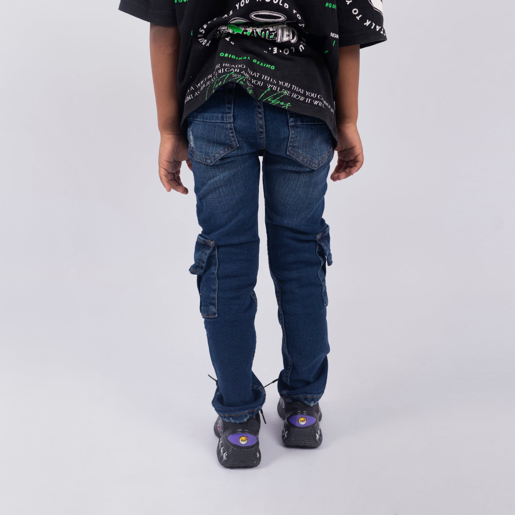 Cargo niño Oscuro Lasser Cros