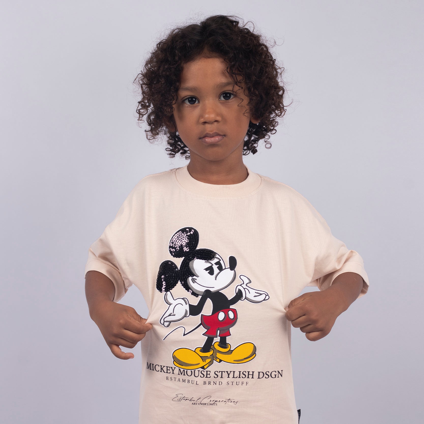 Oversize niño Mickey Mouse