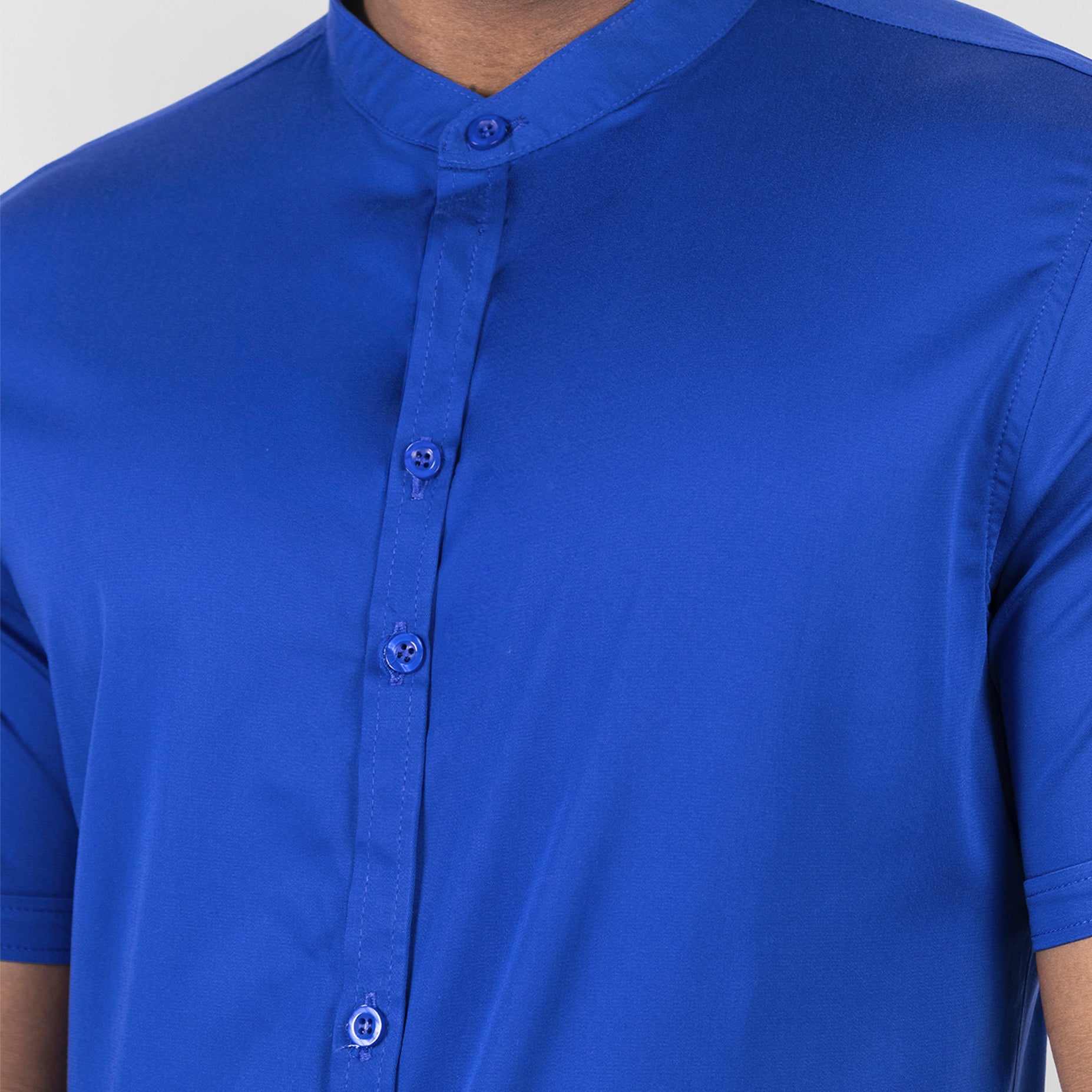 Camisa hombre básica azul rey