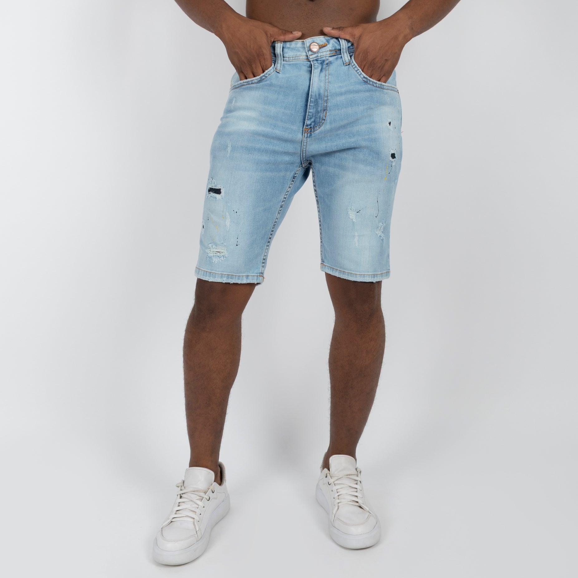 Bermuda hombre con rotos