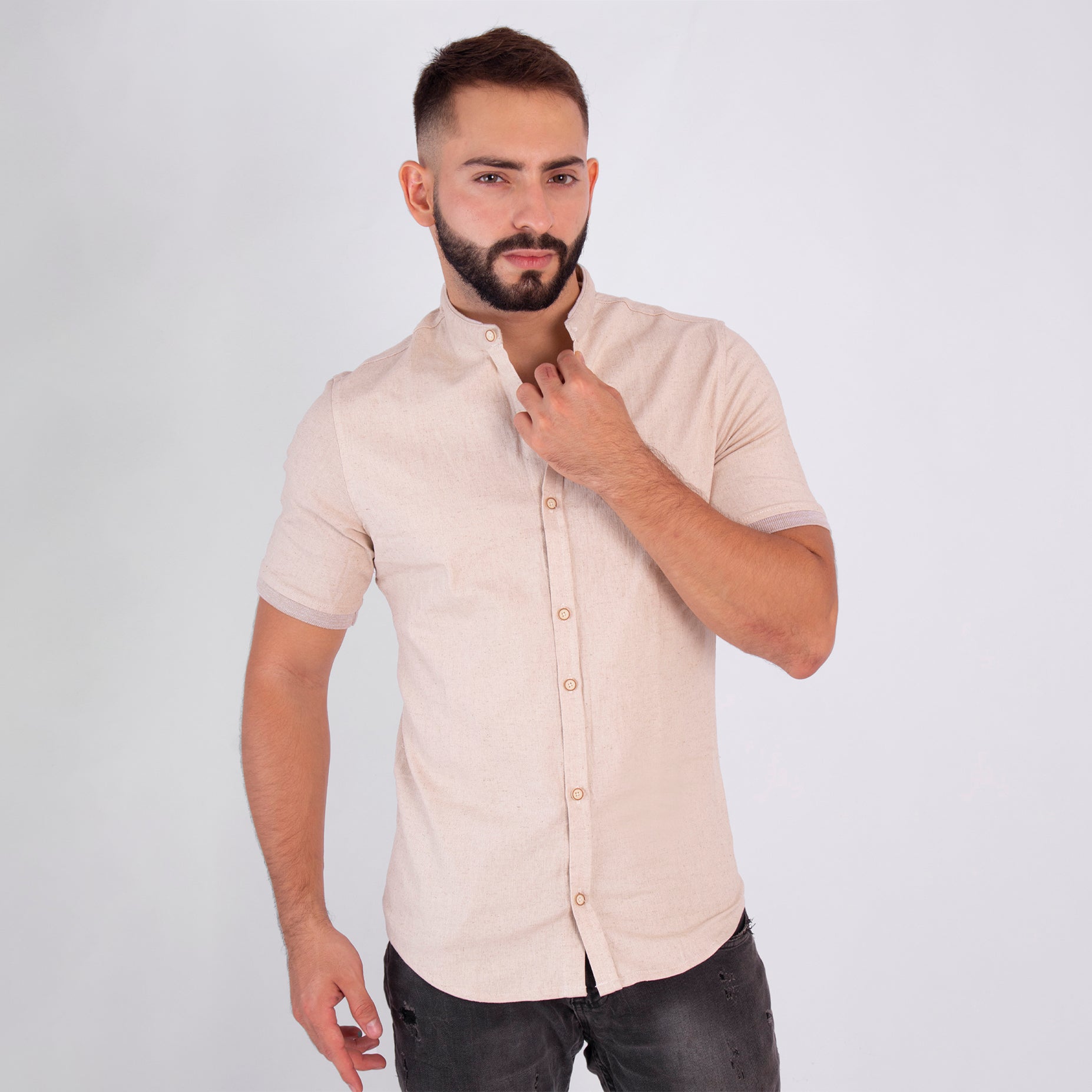 Camisa hombre basica beige