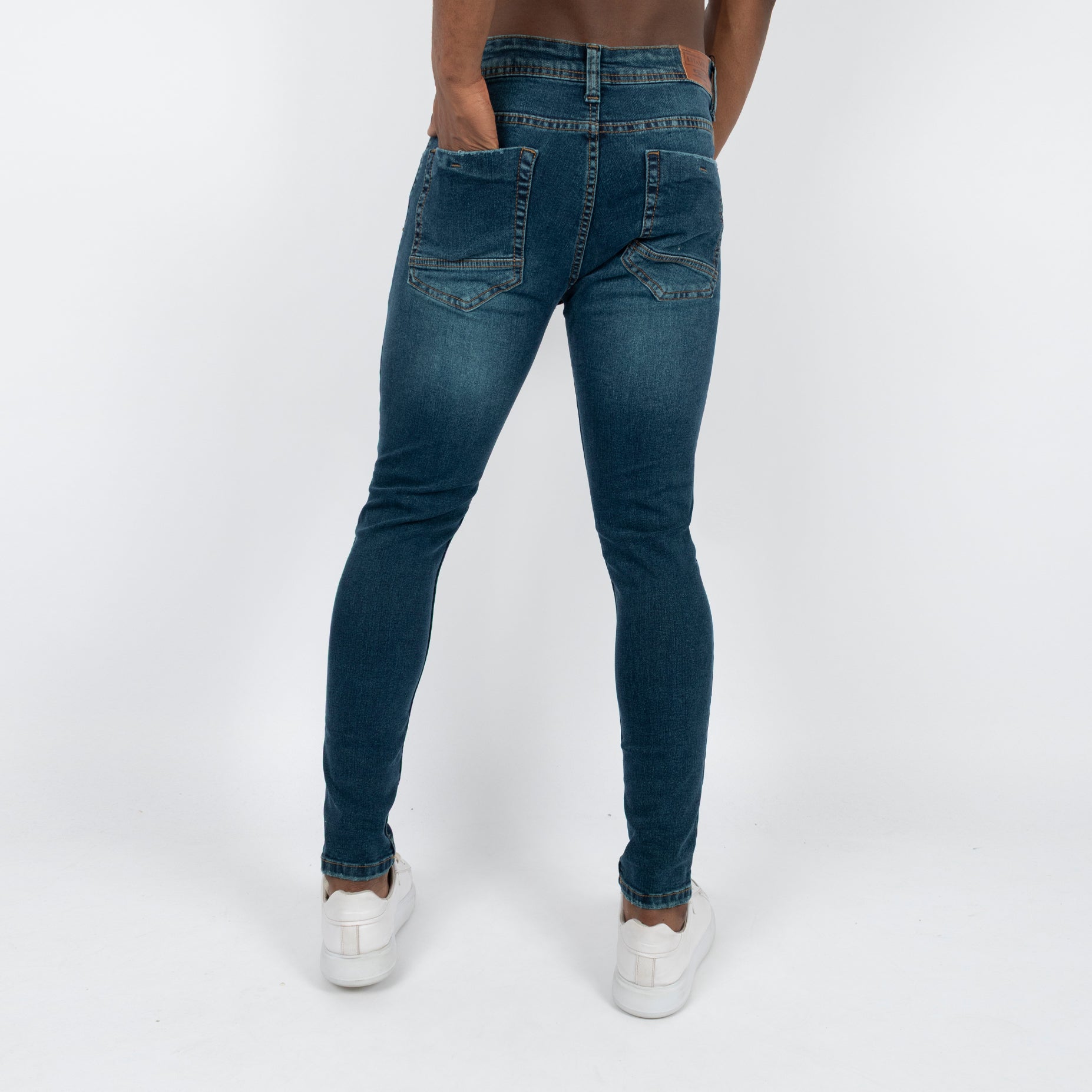 Jean hombre skinny con rotos