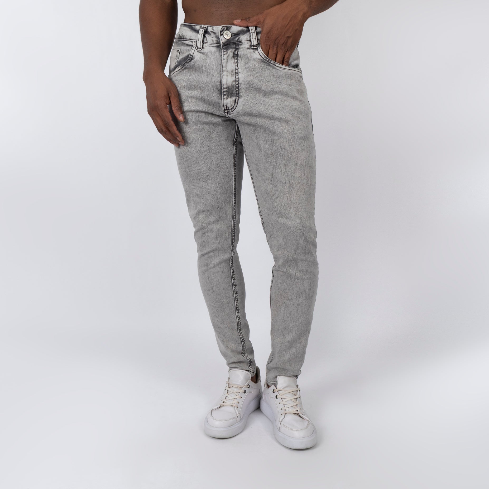 Jean hombre skinny gris