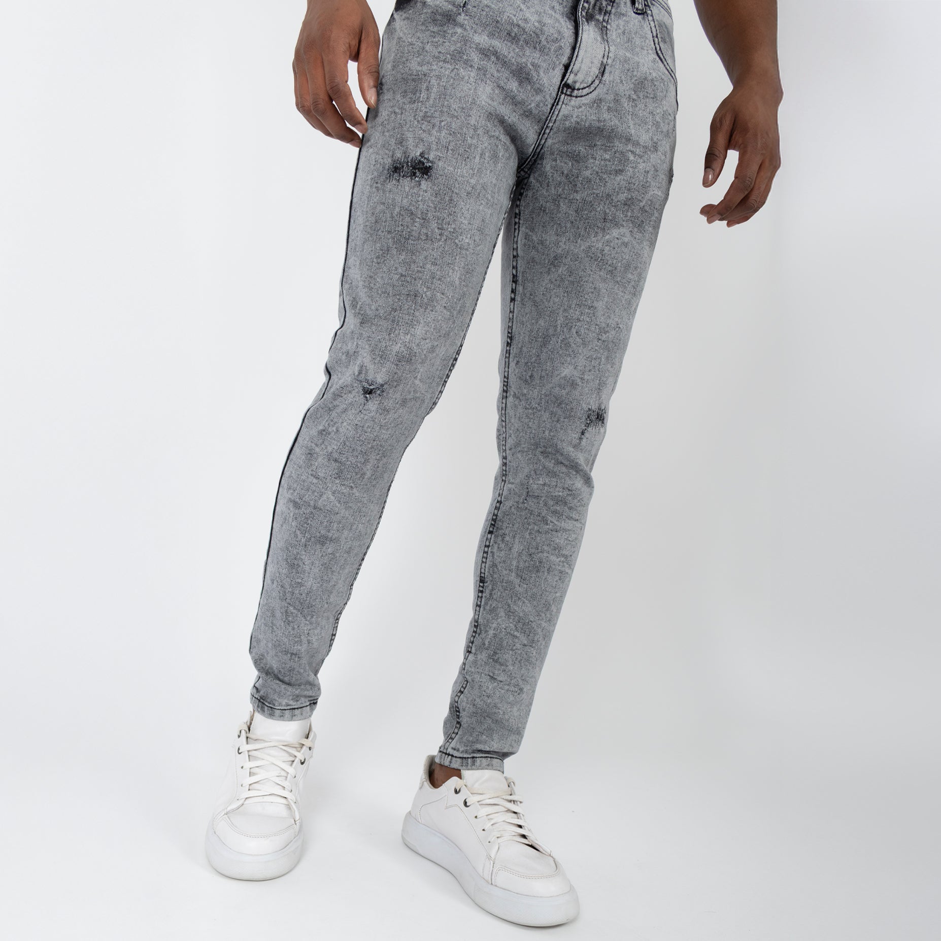 Jean hombre skinny gris claro