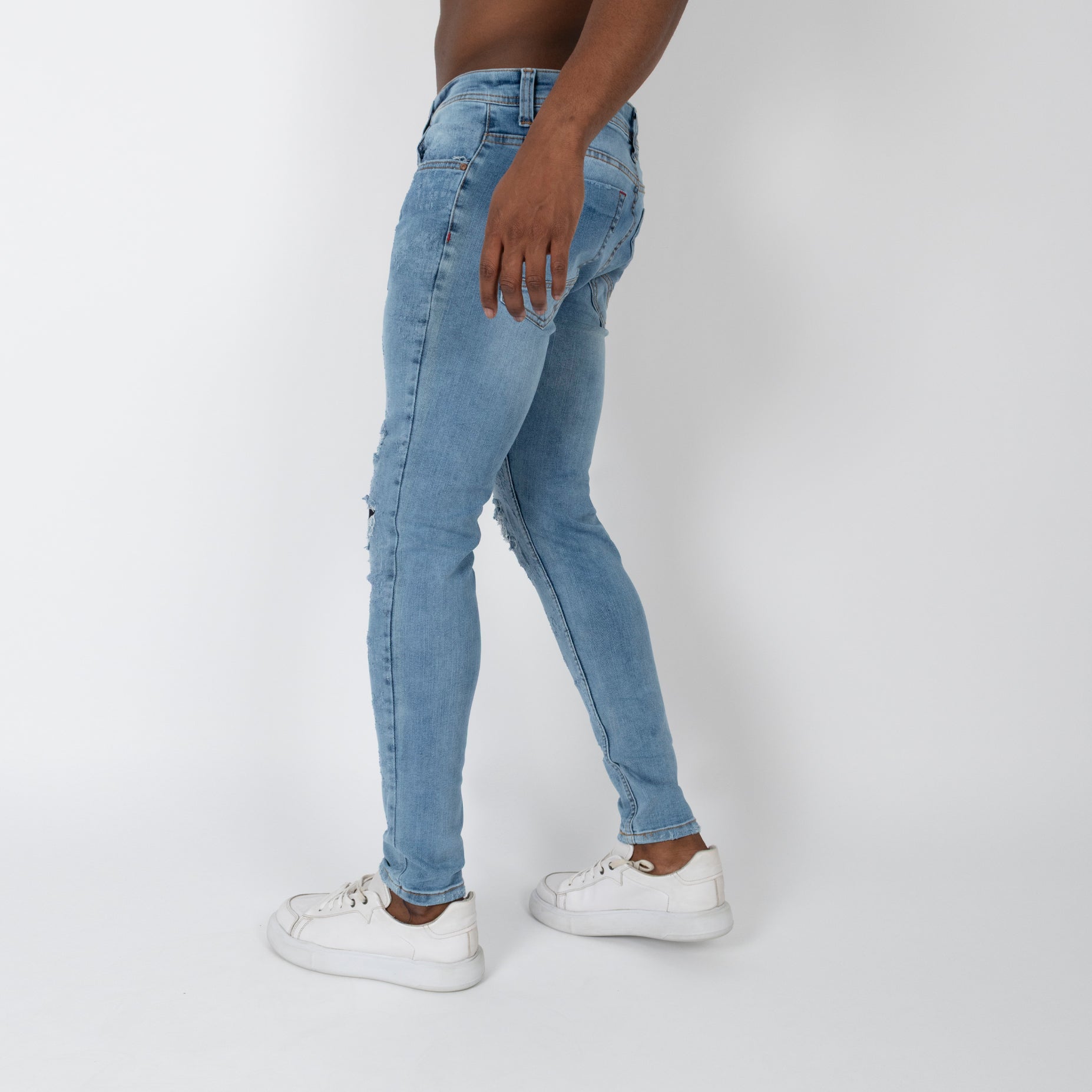 Jean hombre skinny roto rodilla