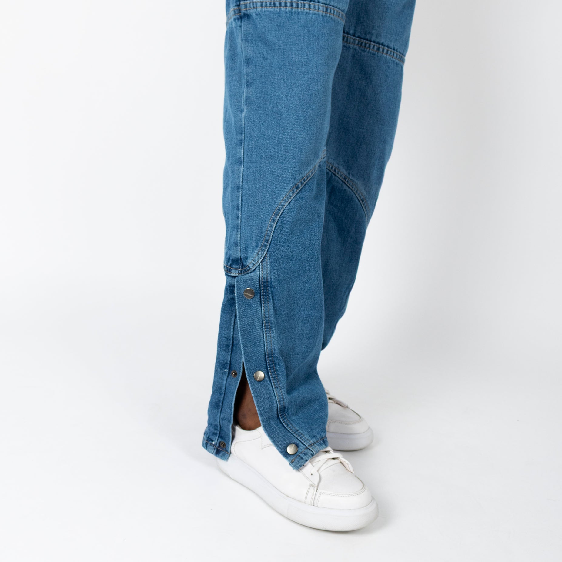 Jean hombre baggy azul liso