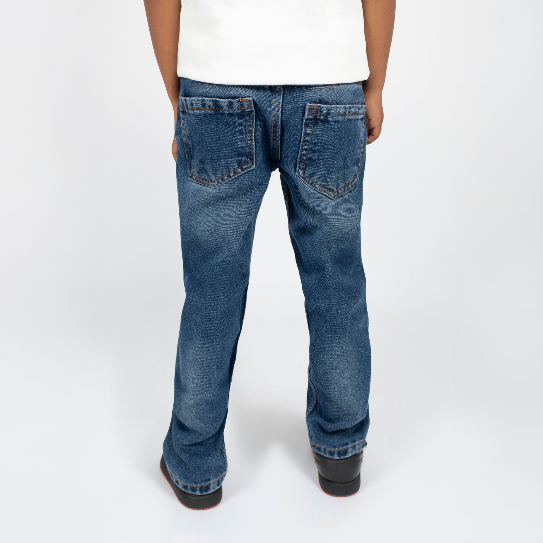 Jean niño recto