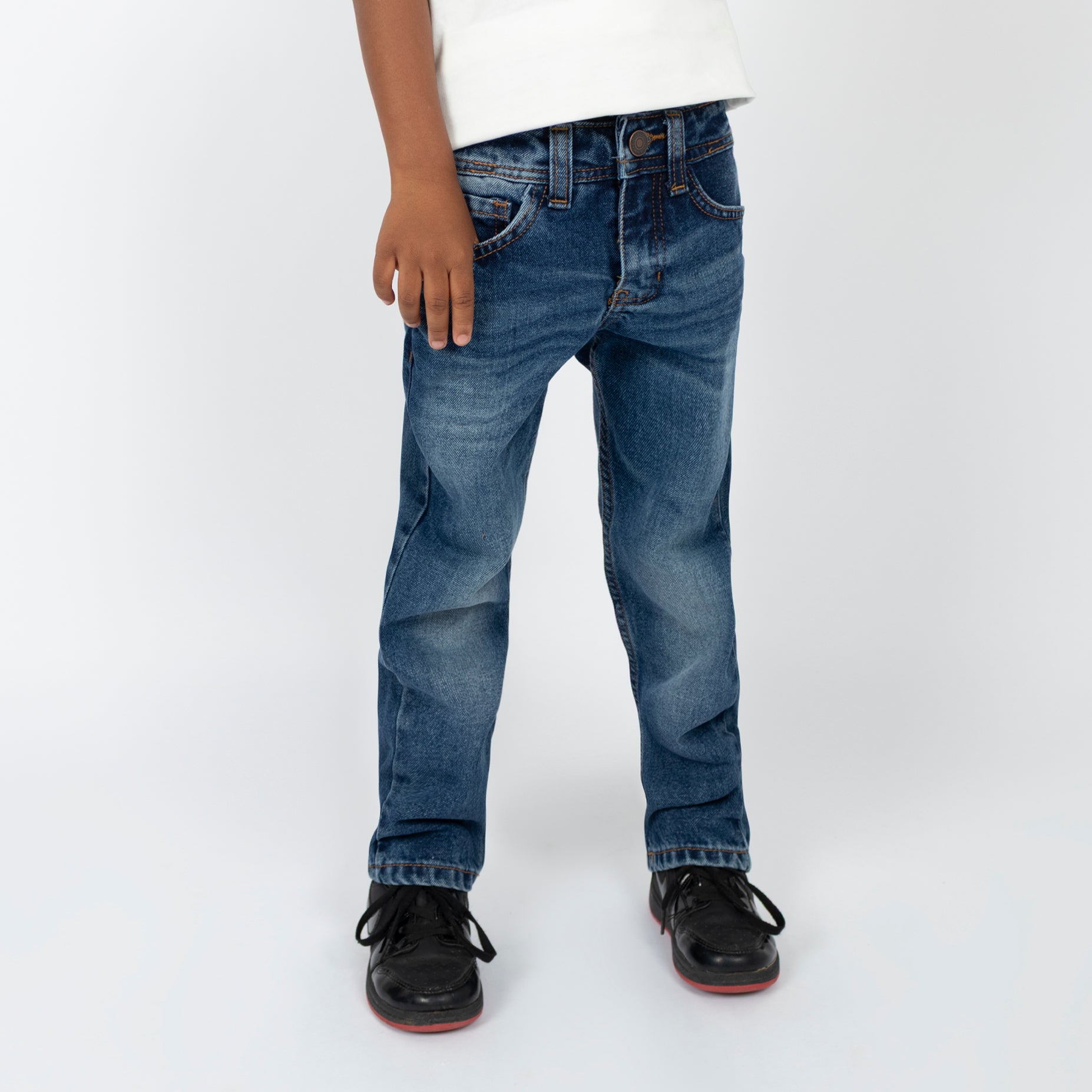 Jean niño recto