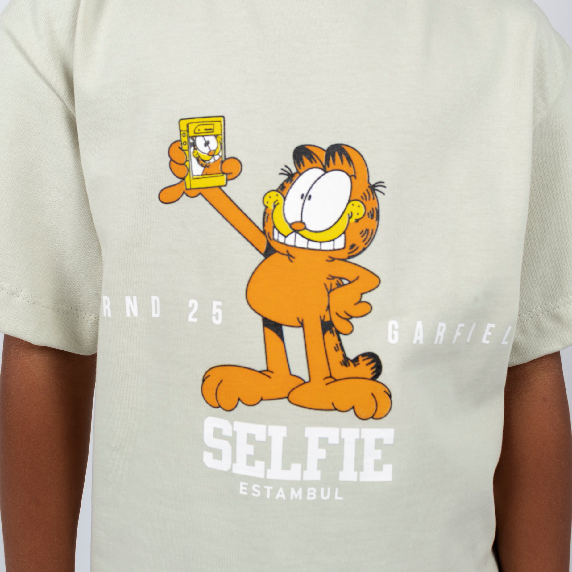 Oversize niño Garfield