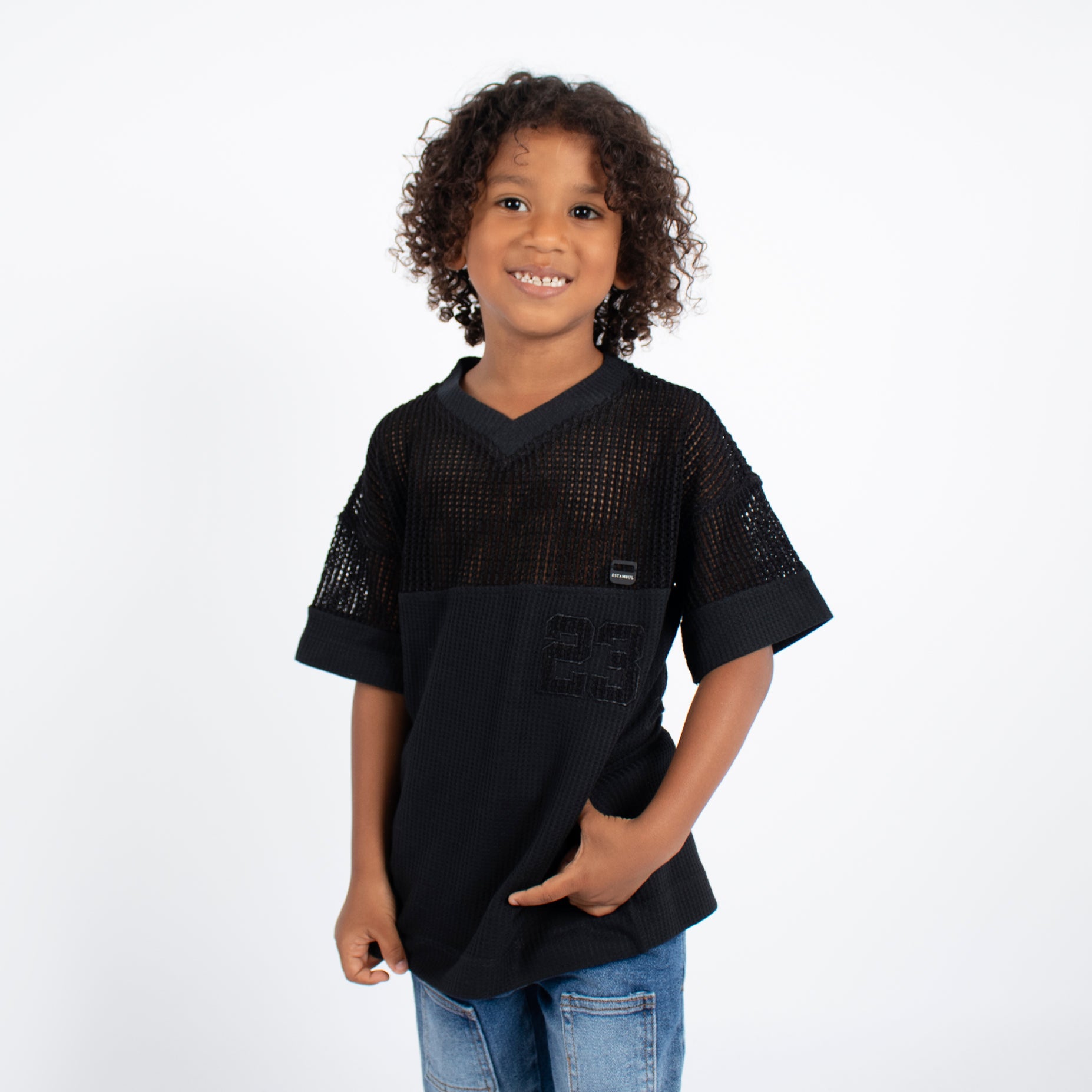 Oversize niño cortes maya negra