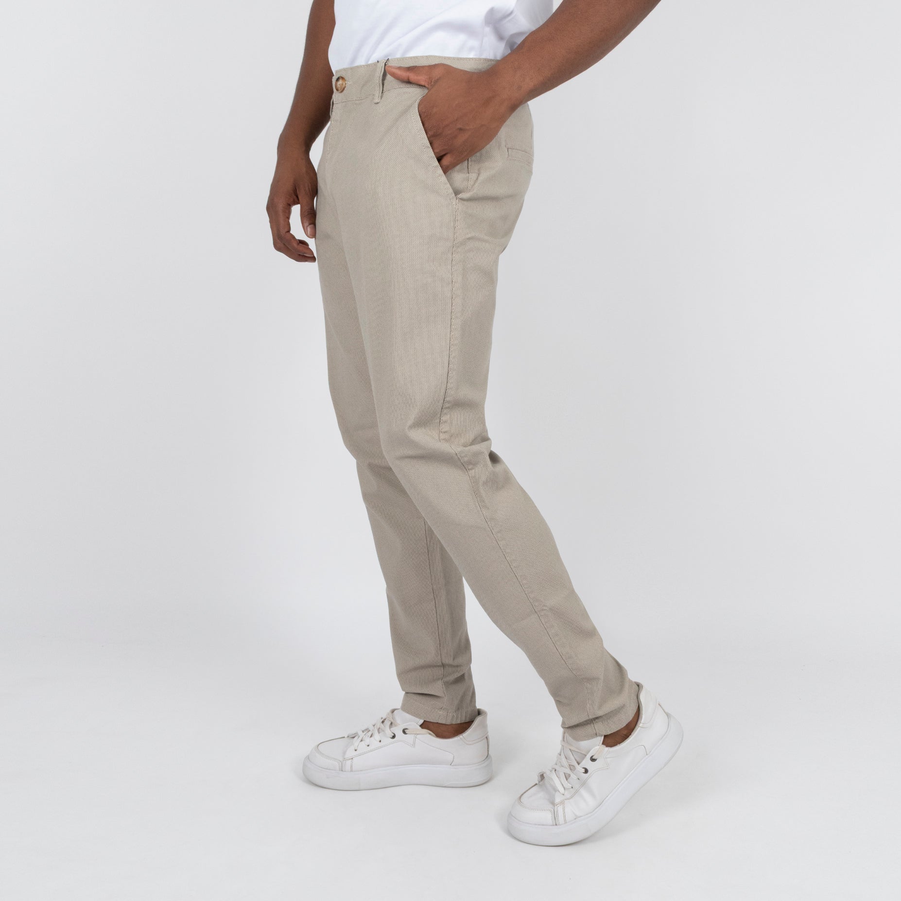 Pantalon hombre en dril arena