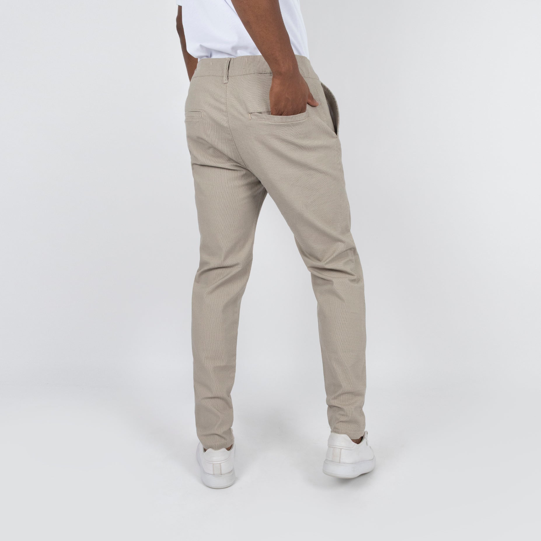 Pantalon hombre en dril arena