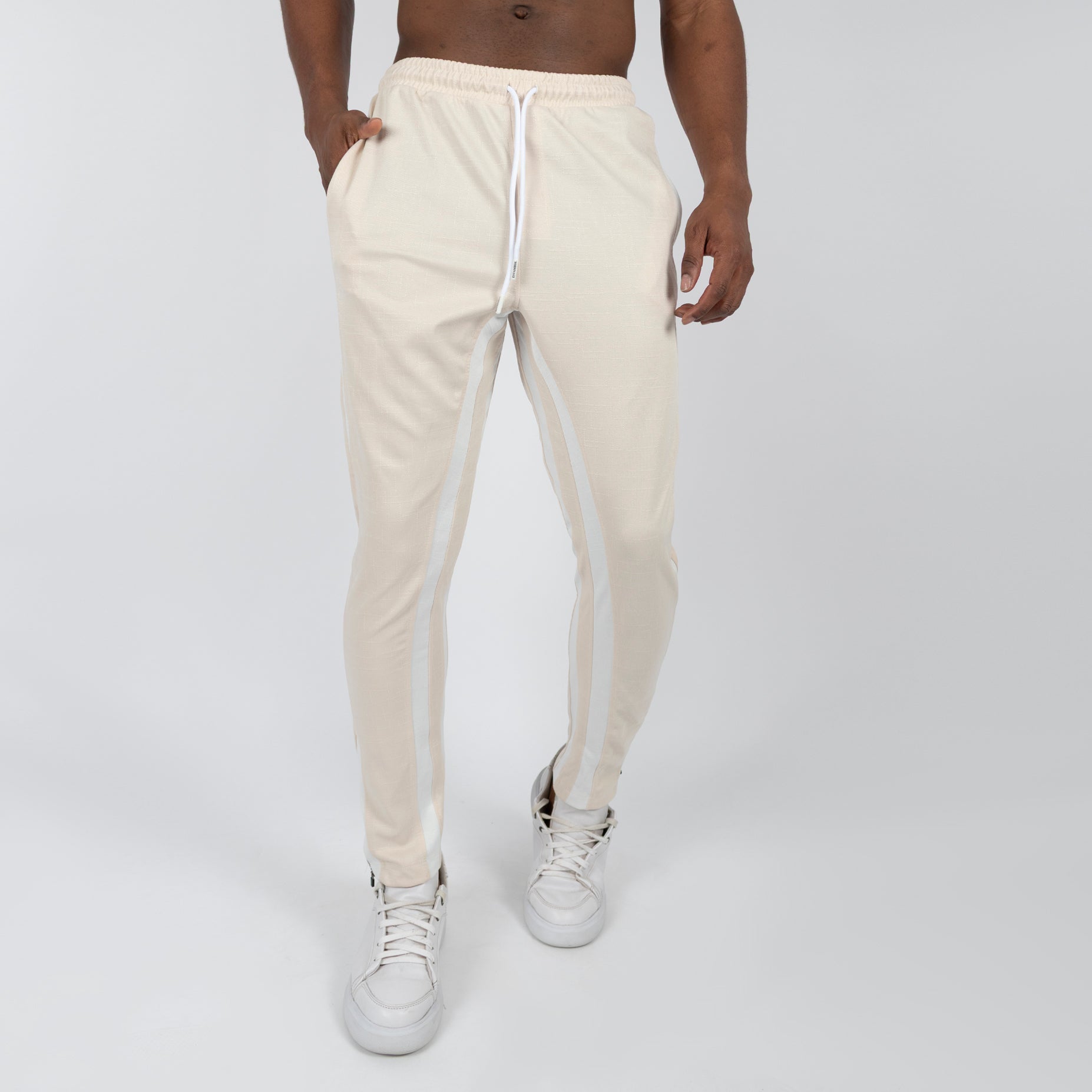 Sudadera hombre corte y cierre crema