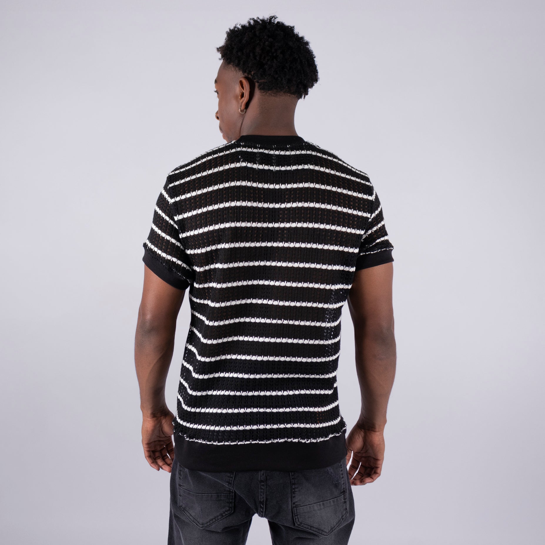 Camiseta hombre textura rayas negro