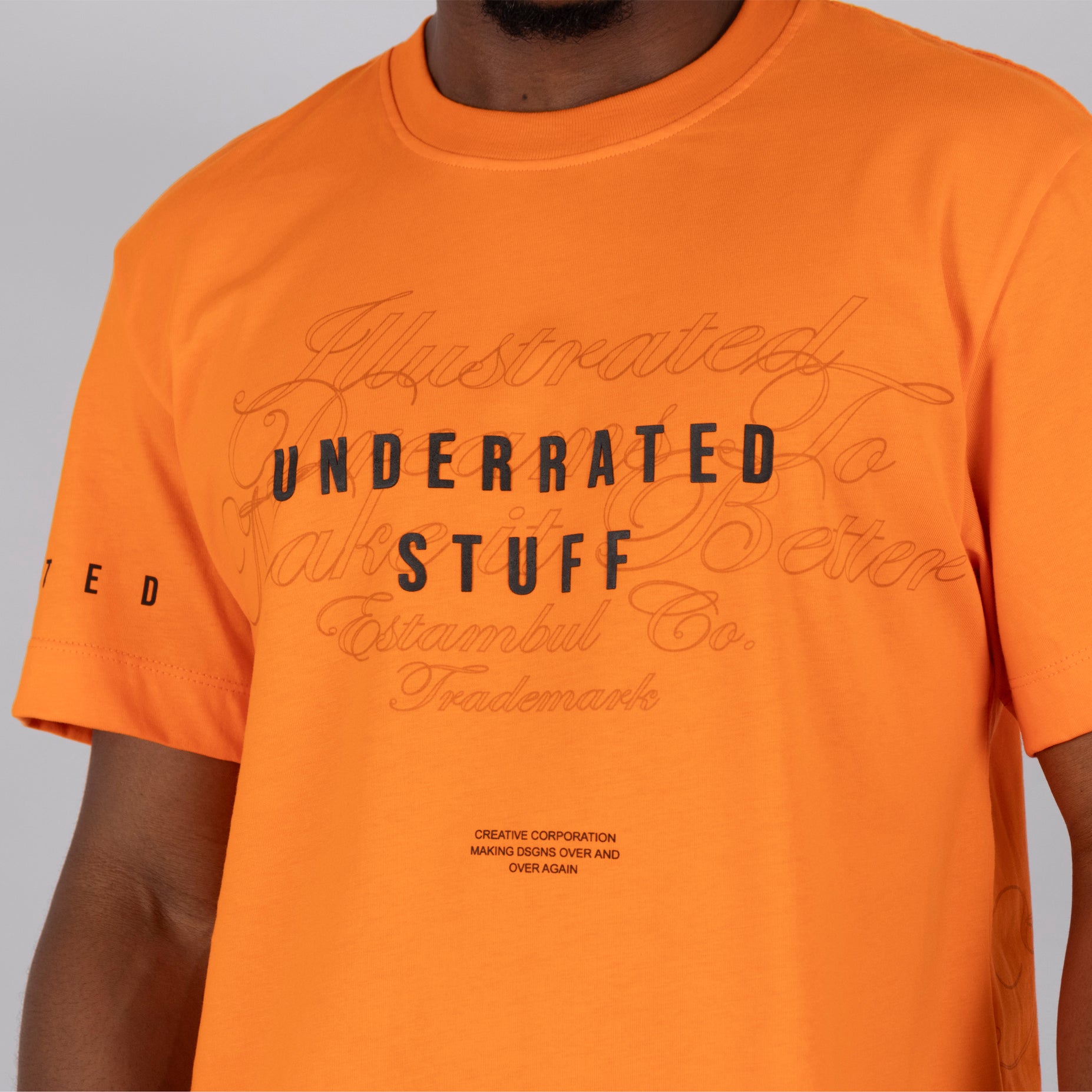 Camiseta regular  hombre underrated