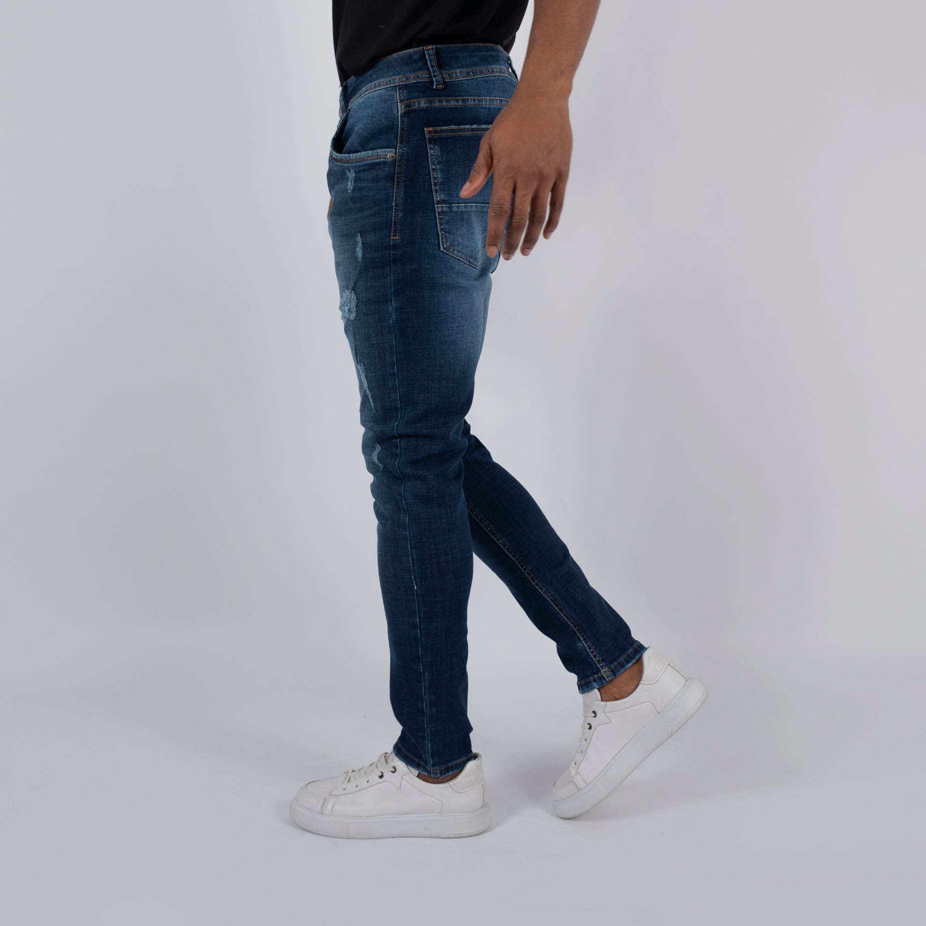 Jeans hombre azul oscuro con rotos