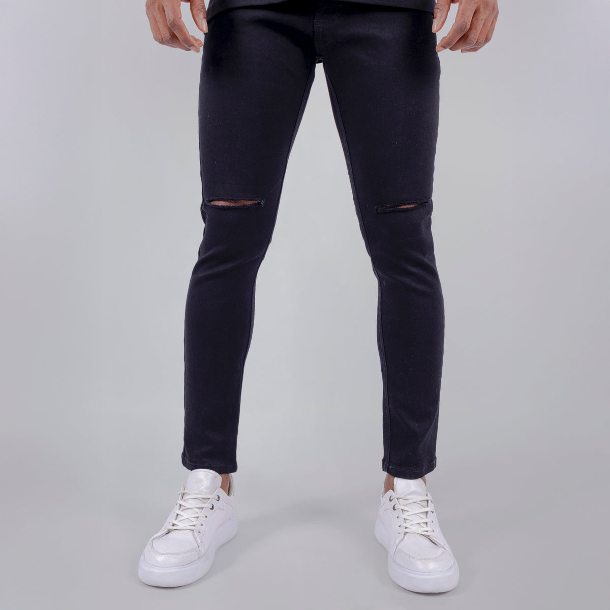 Jean hombre skinny negro roto rodilla