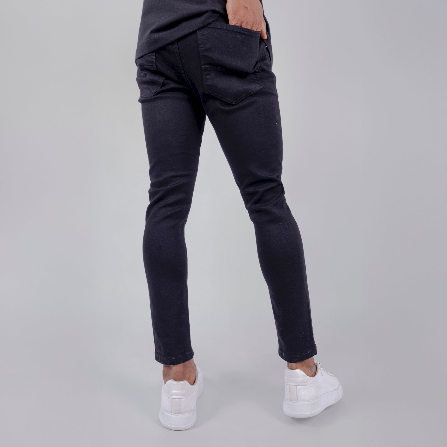 Jean hombre skinny negro roto rodilla