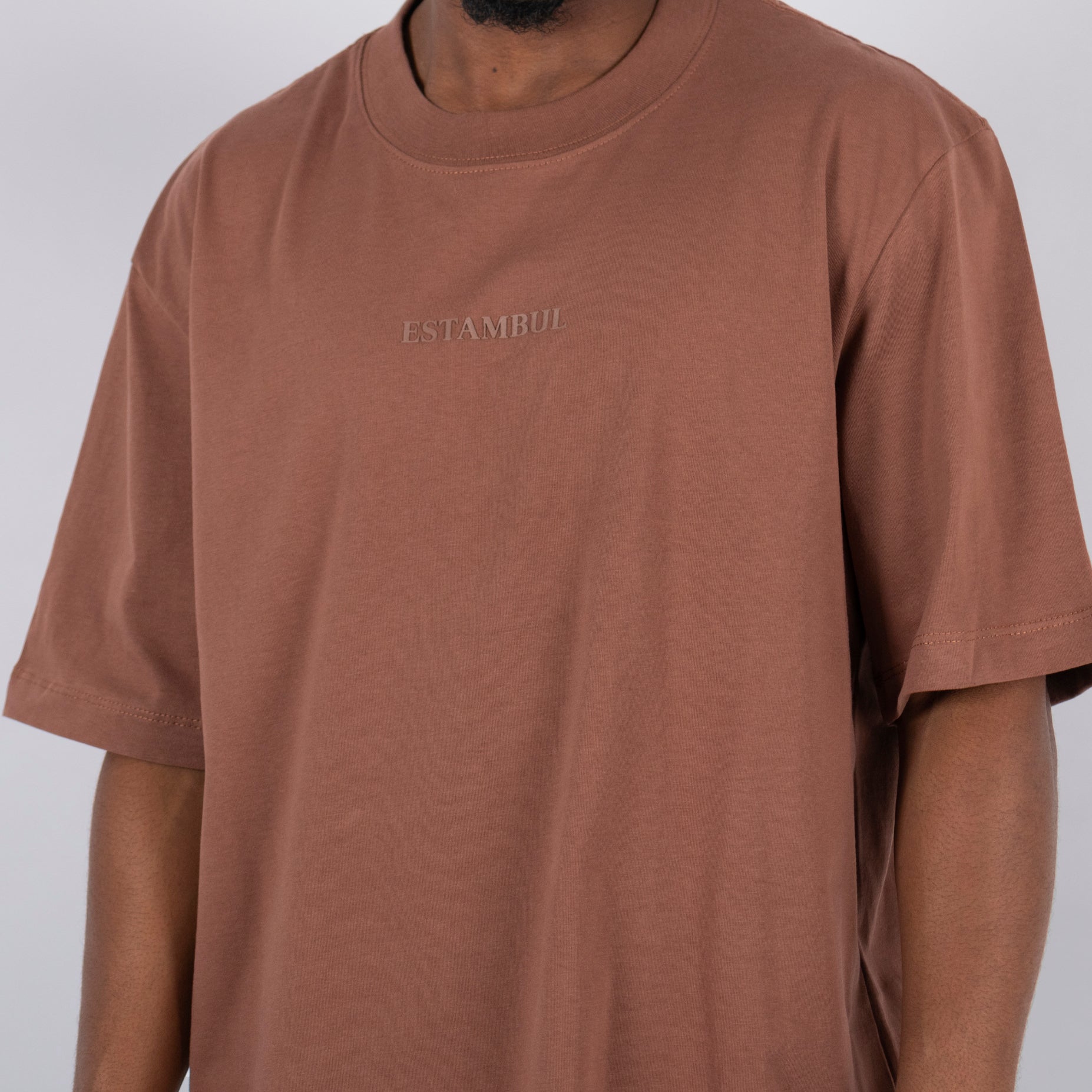 Oversize hombre basica cafe