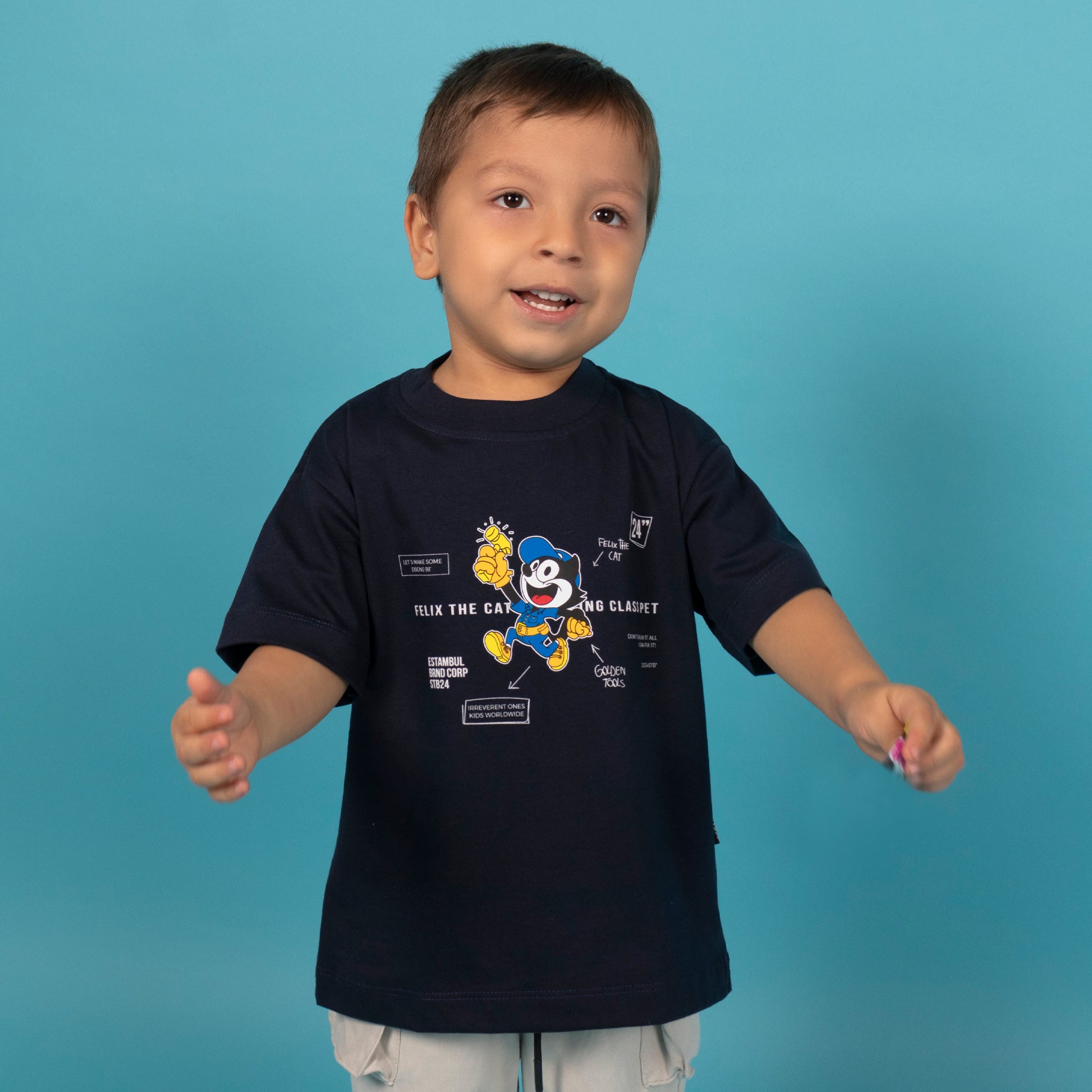 Oversize baby felix cat