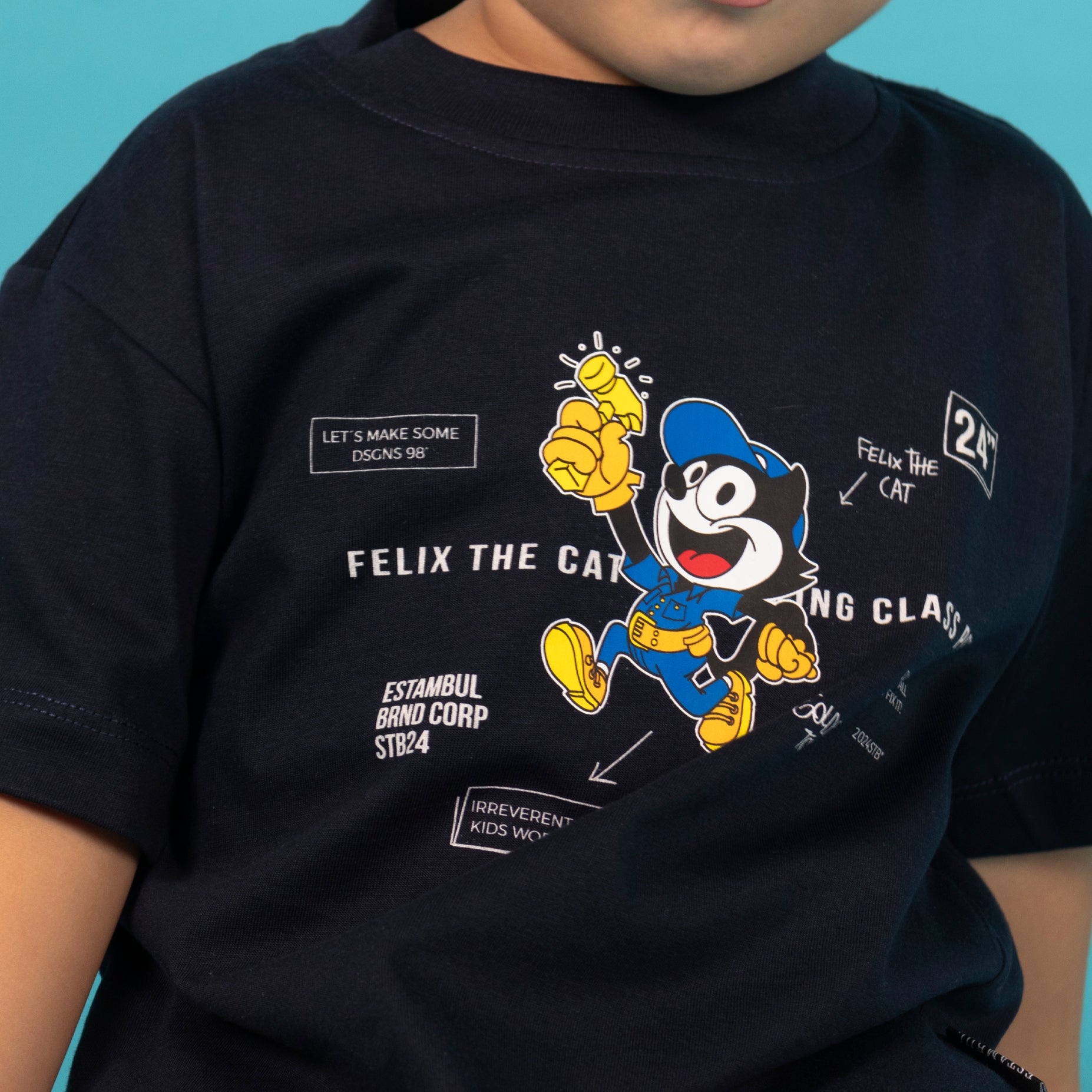 Oversize baby felix cat