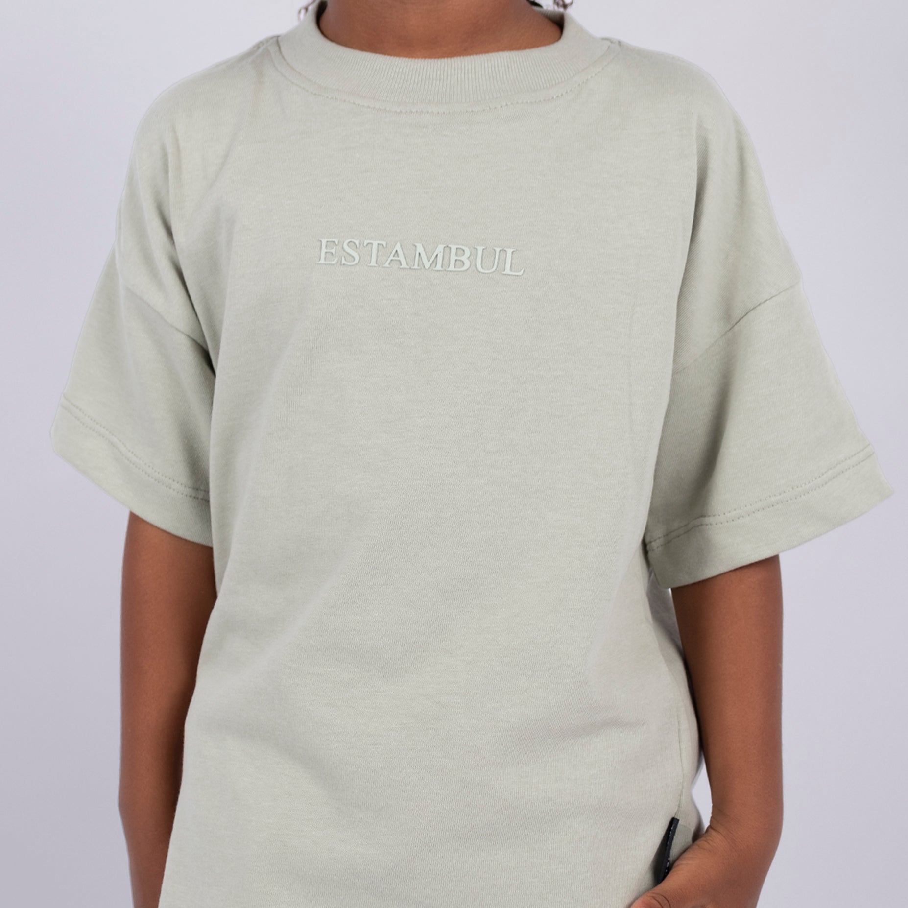 Oversize niño basica verde claro