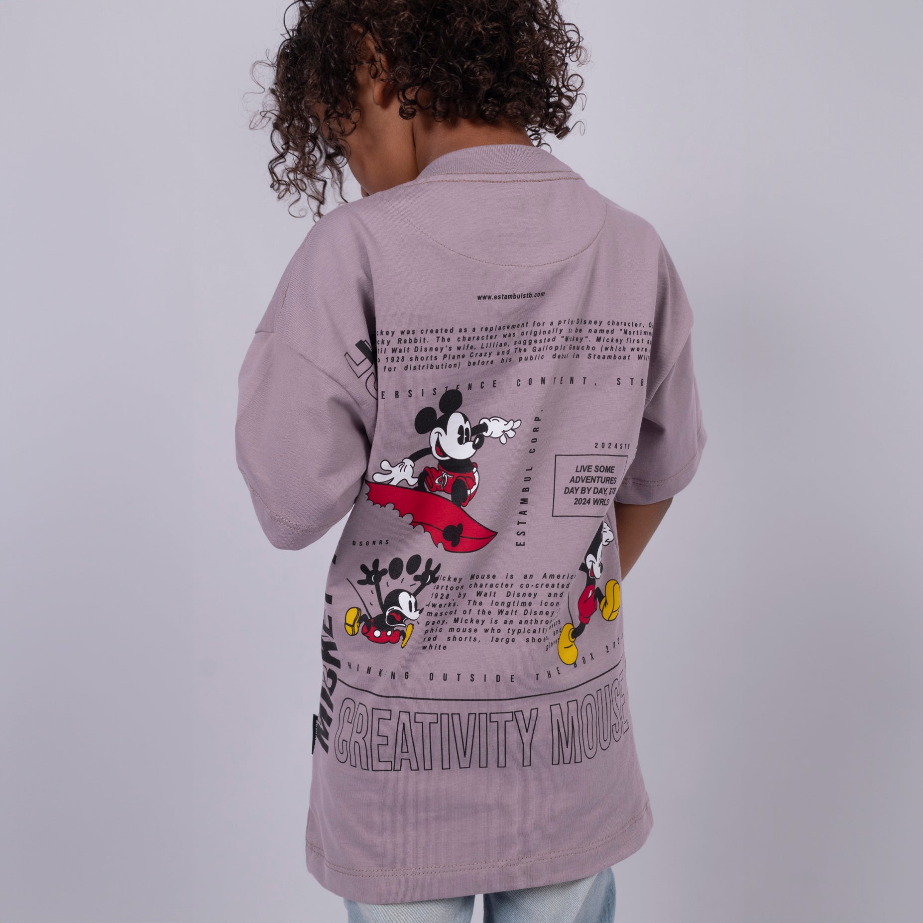 Oversize niño mickey mouse