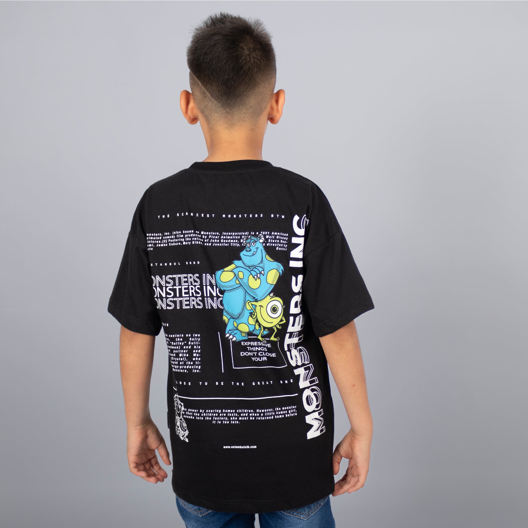 Oversize niño monters