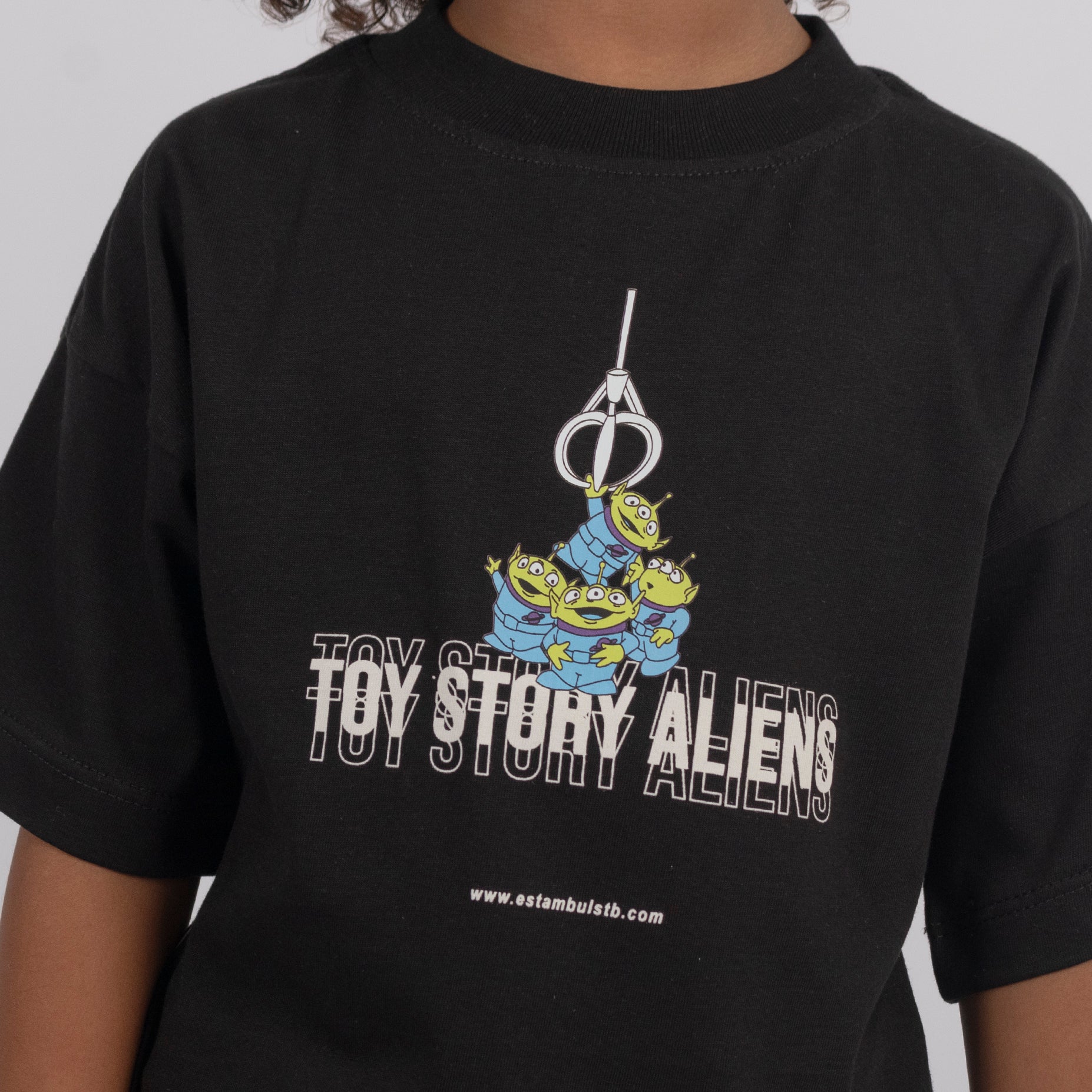 Oversize niño alien