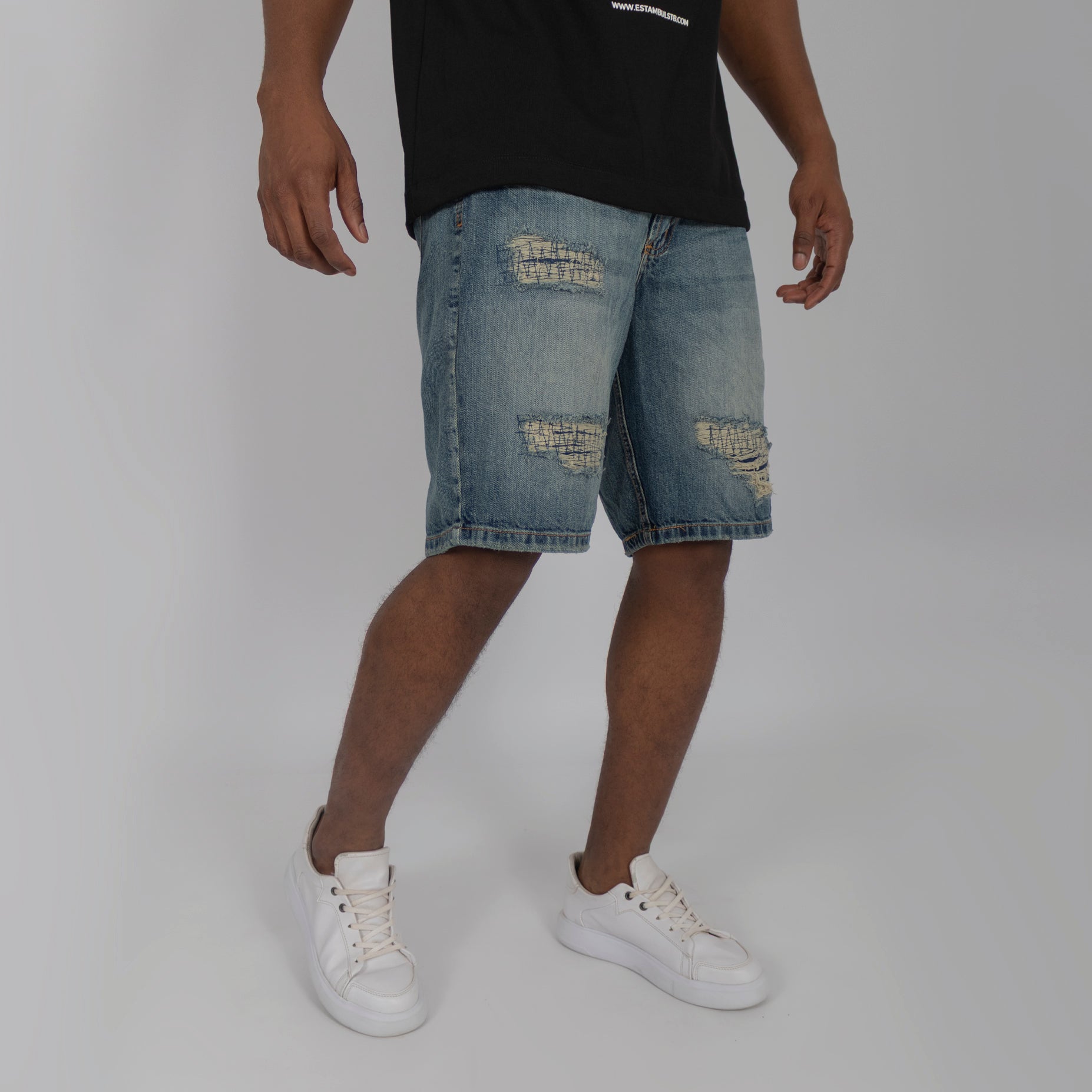 Bermuda hombre azul medio