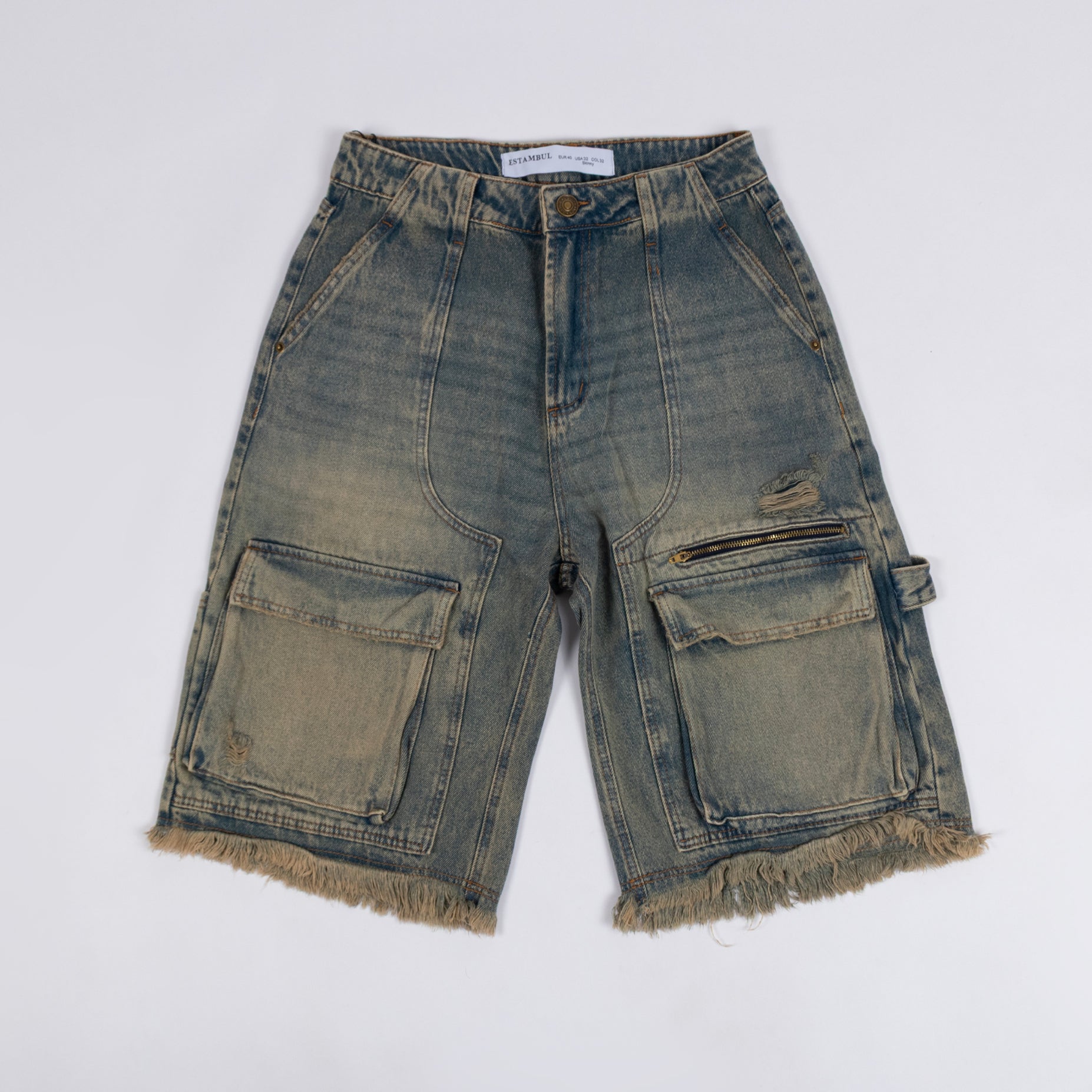 Bermuda hombre cargo desmechada