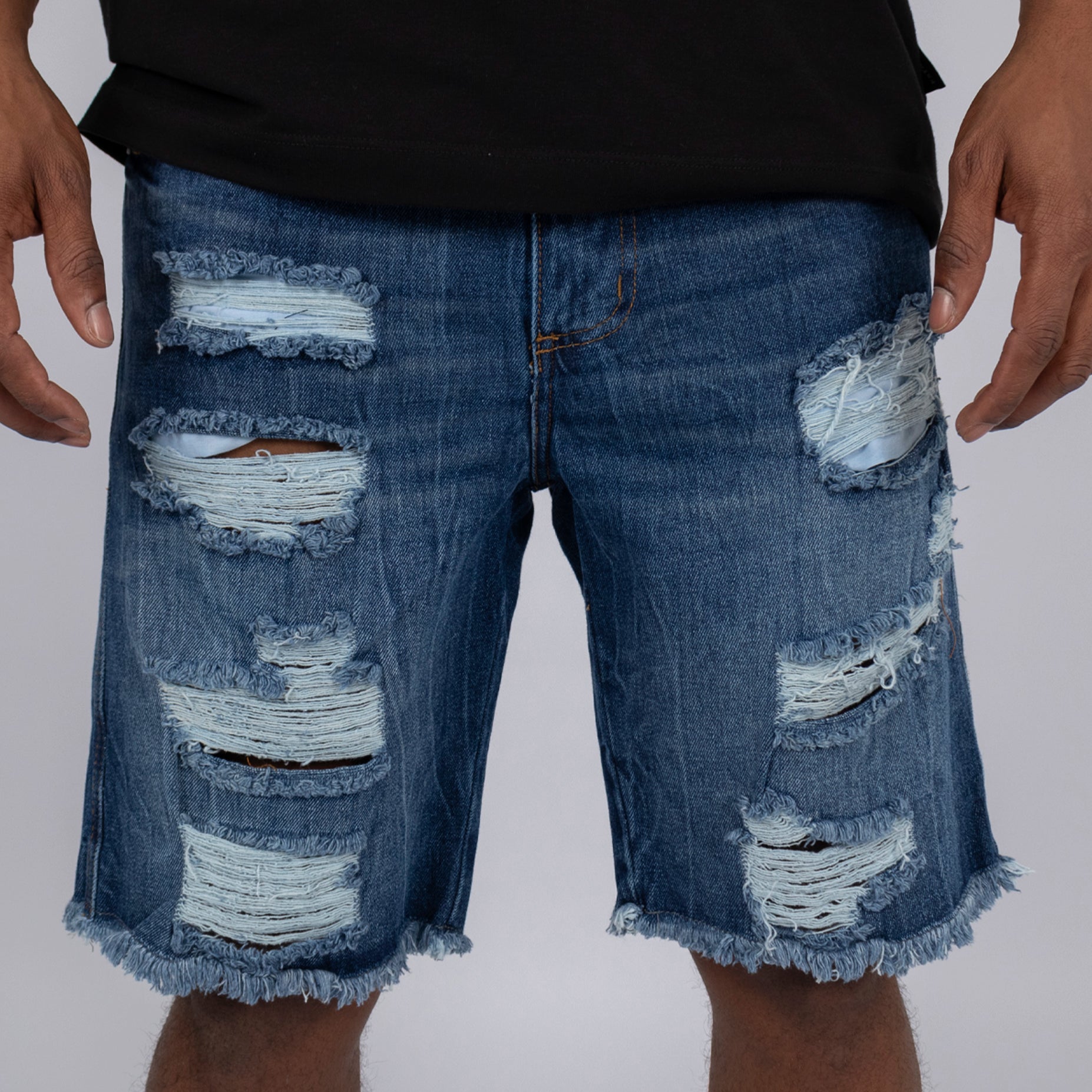 Bermuda hombre Rotos